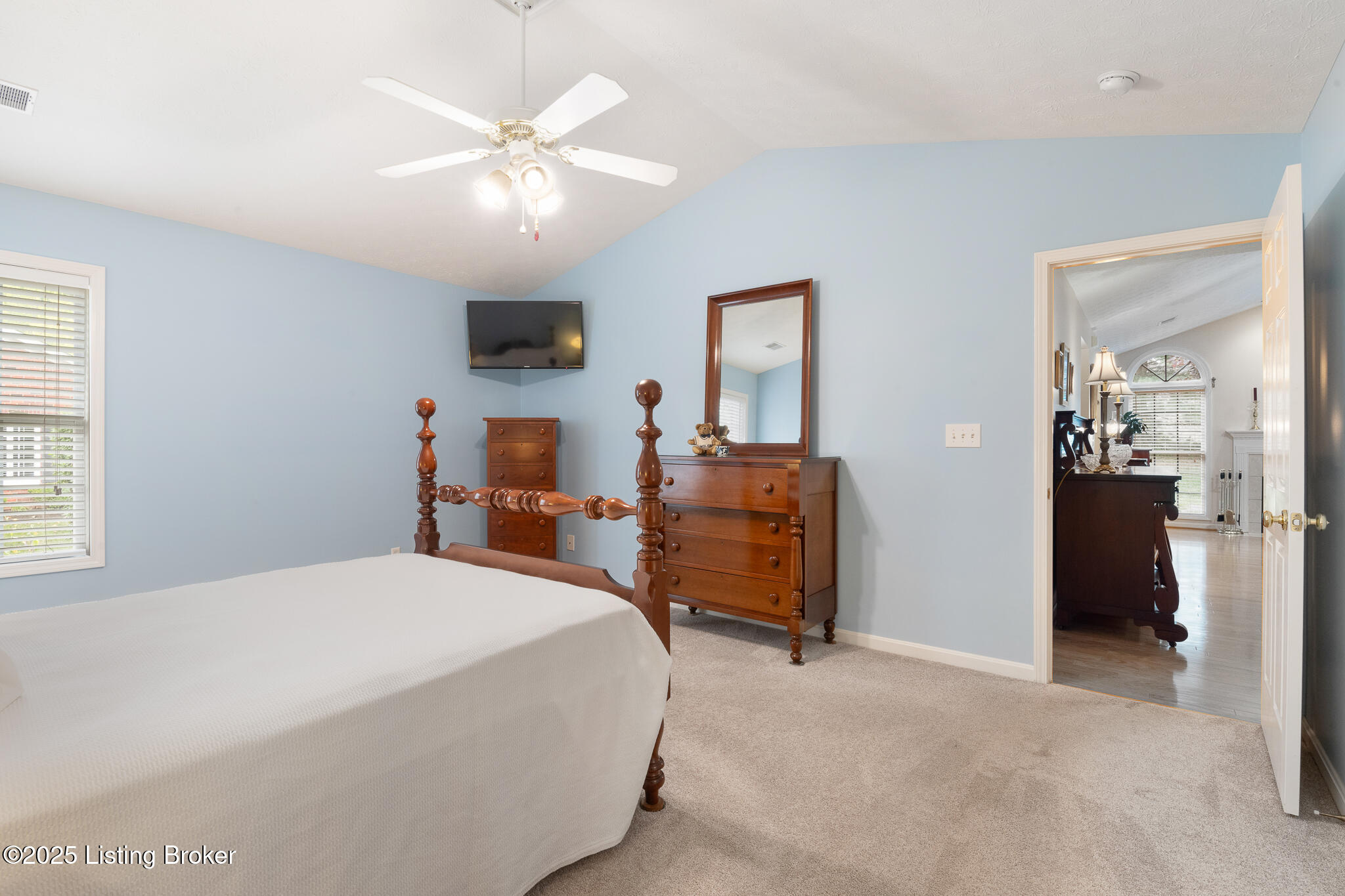 4112 Durham Ridge Rd