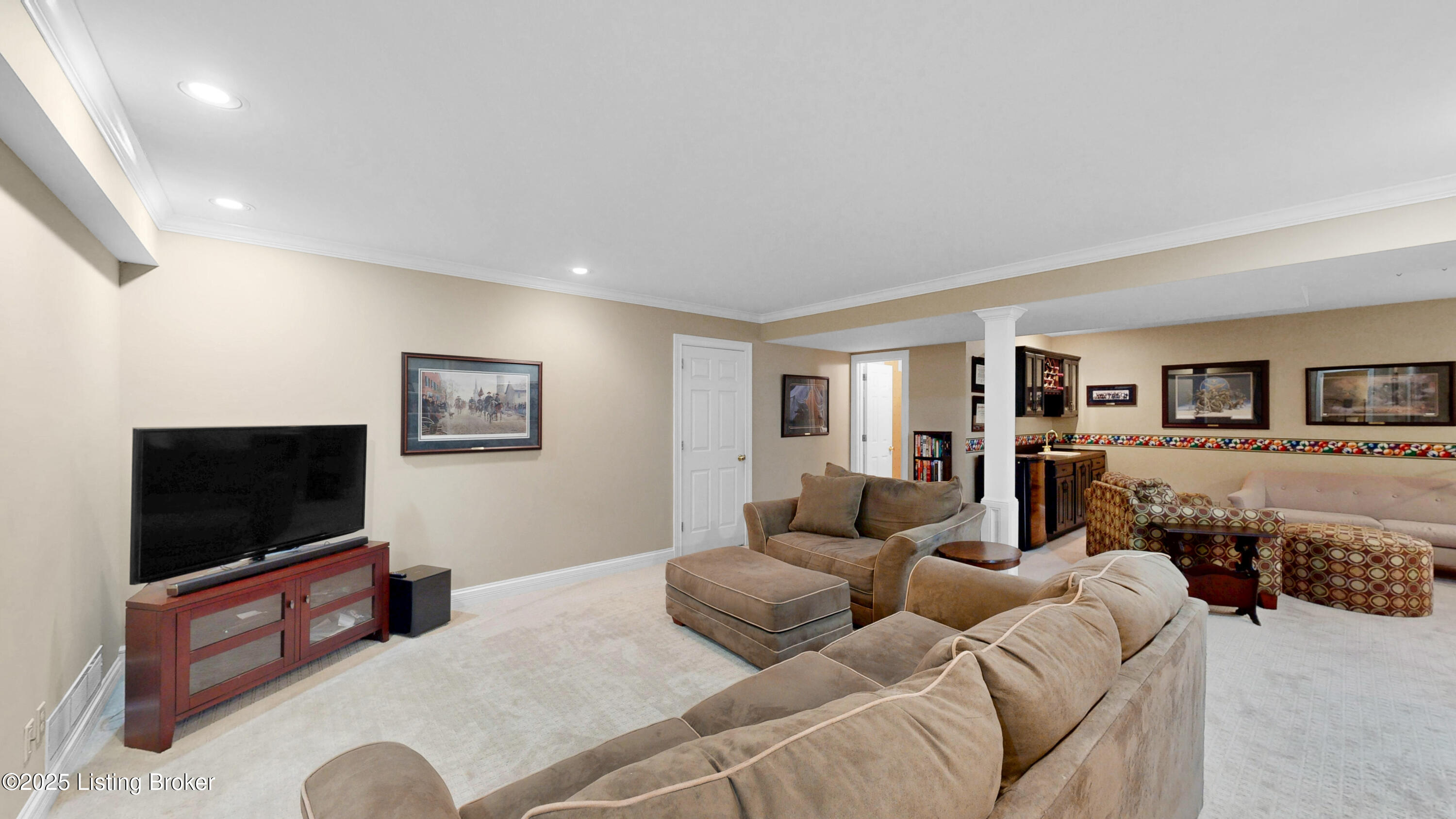 17217 Mallet Hill Dr