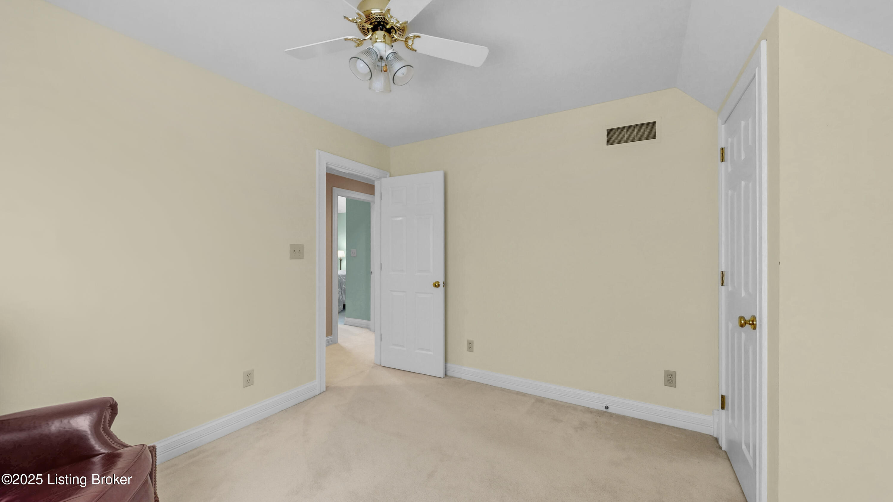 17217 Mallet Hill Dr