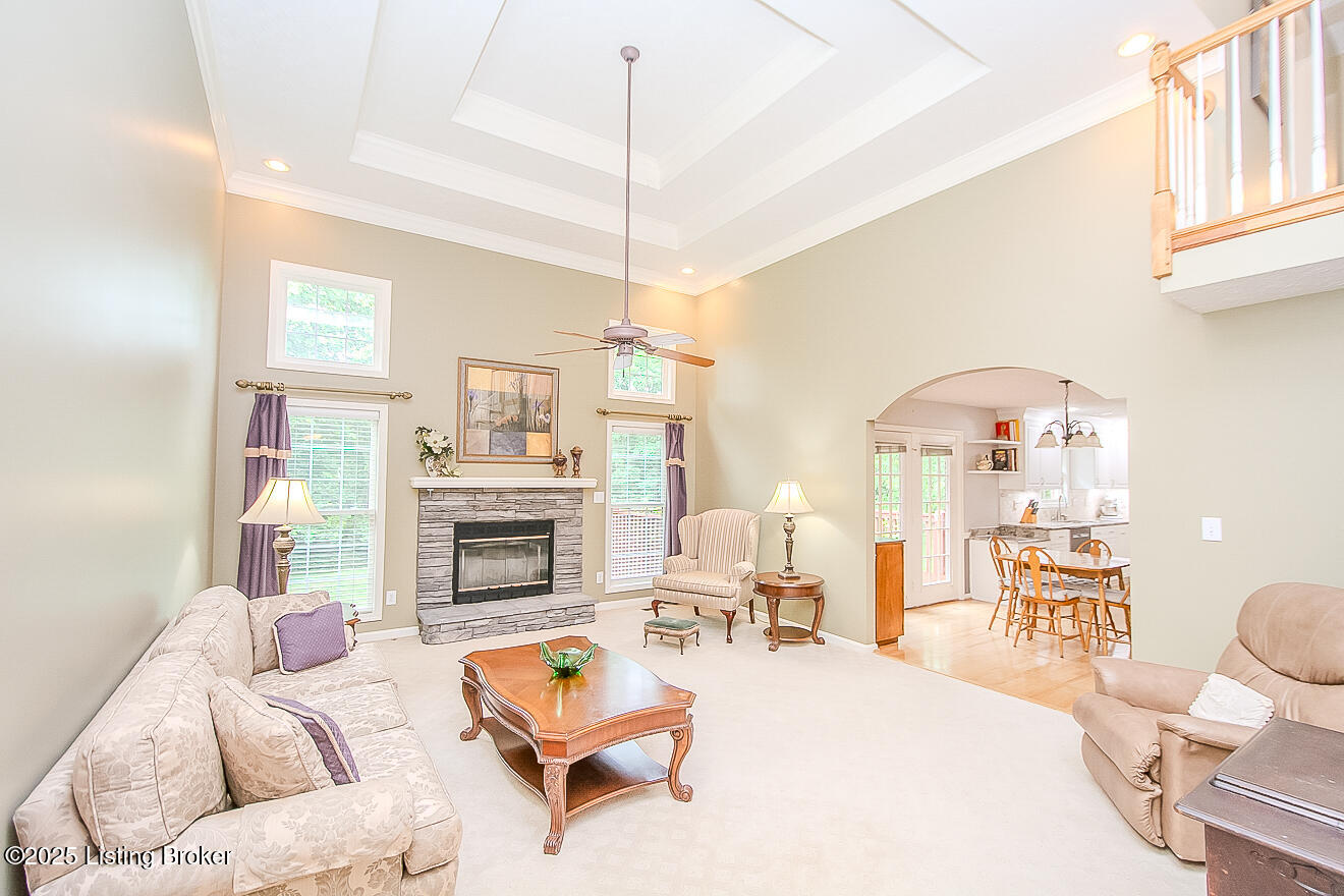 13811 Forest Bend Cir