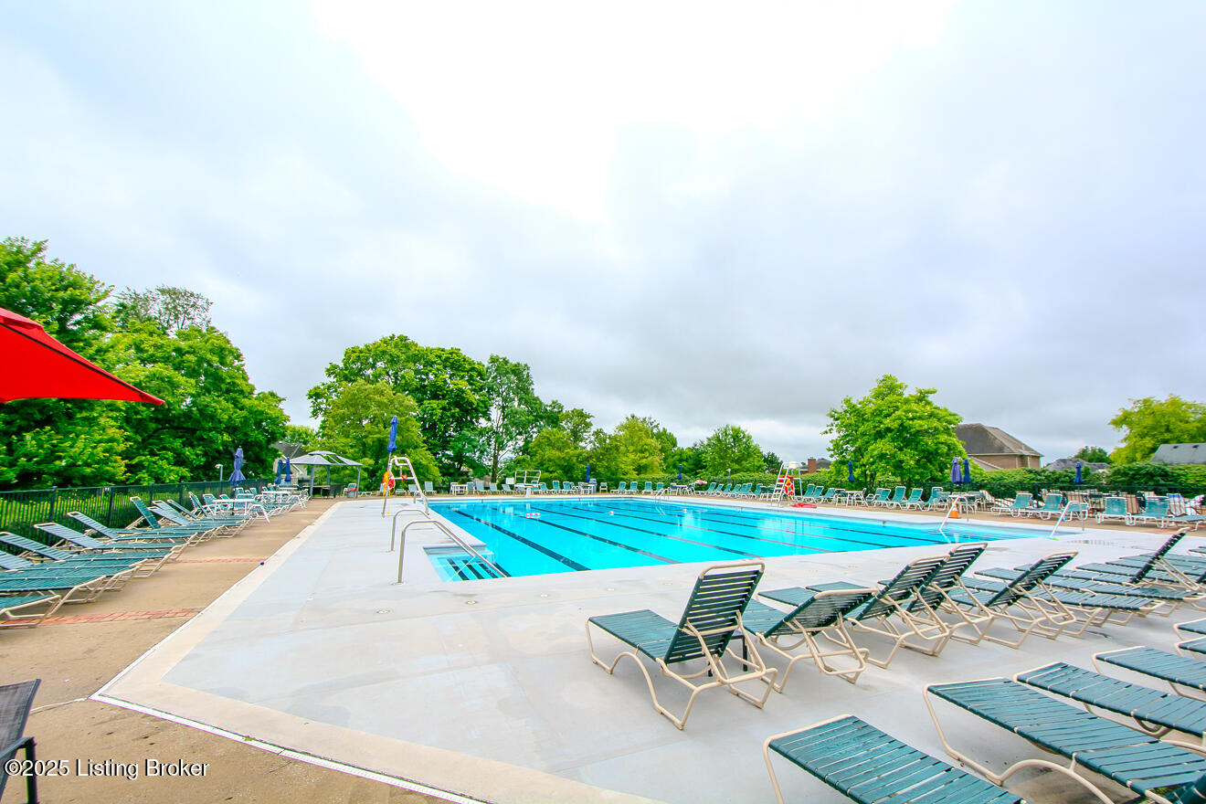 13811 Forest Bend Cir