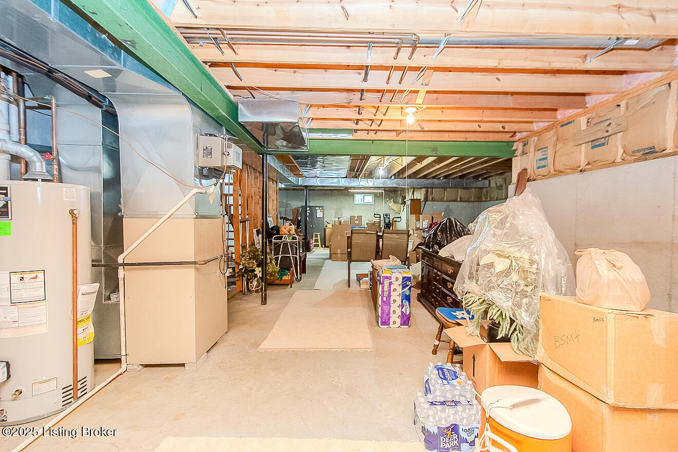 13811 Forest Bend Cir