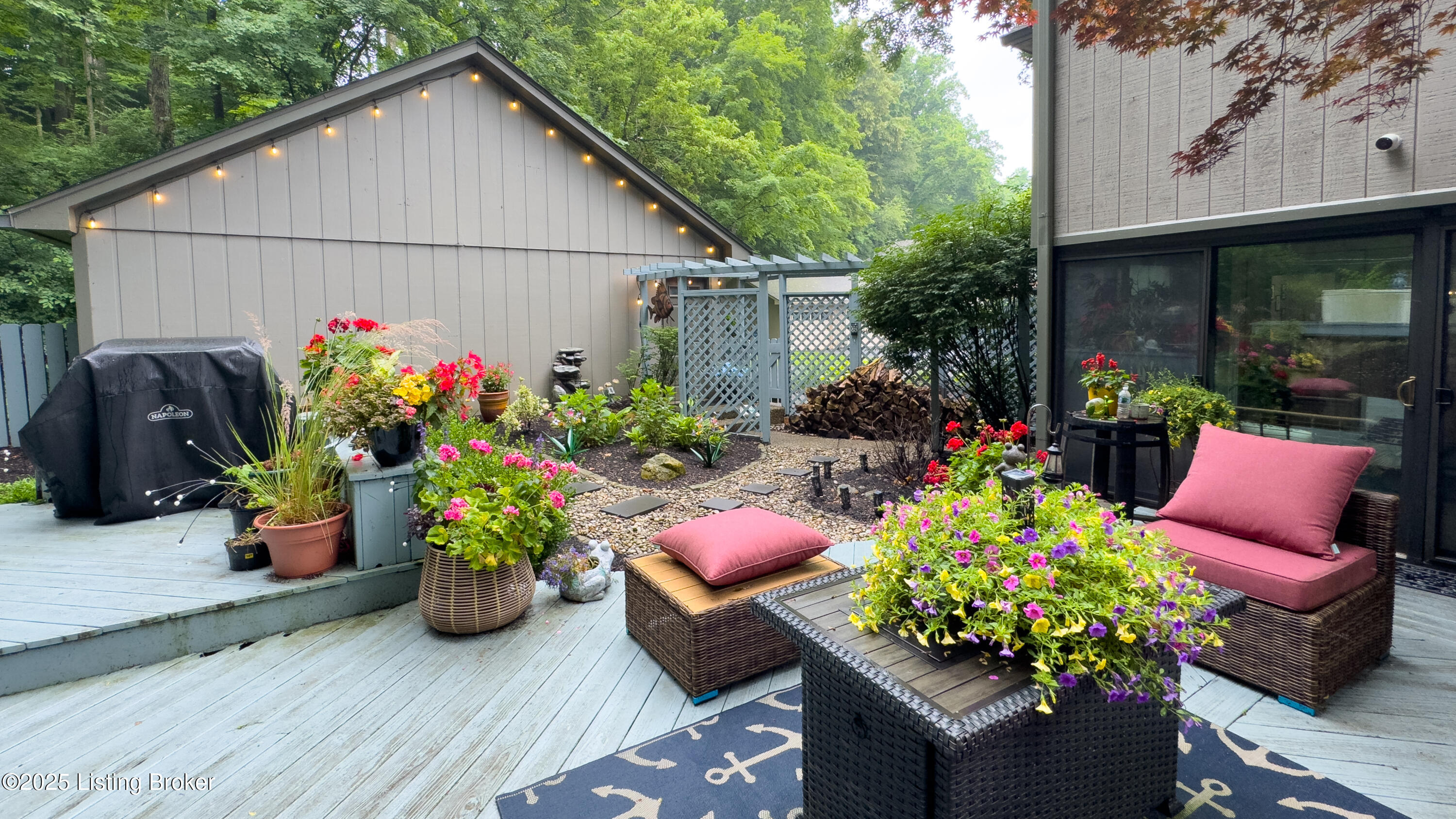 5531 Forest Lake Dr