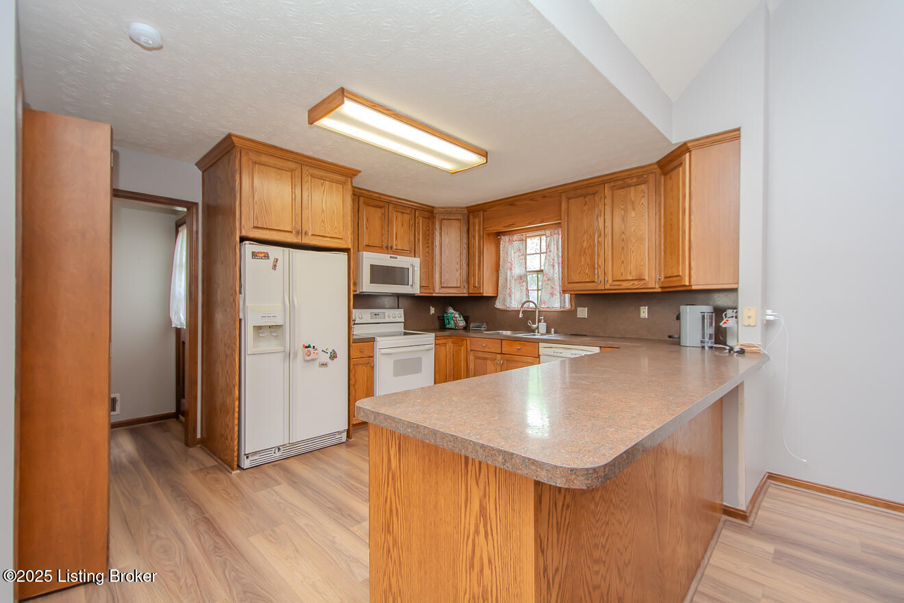 9010 Green Garden Ct