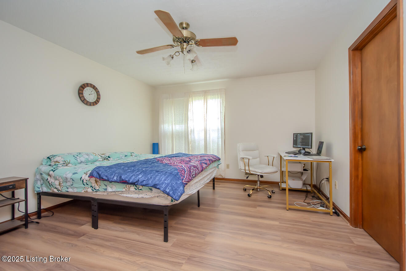 9010 Green Garden Ct