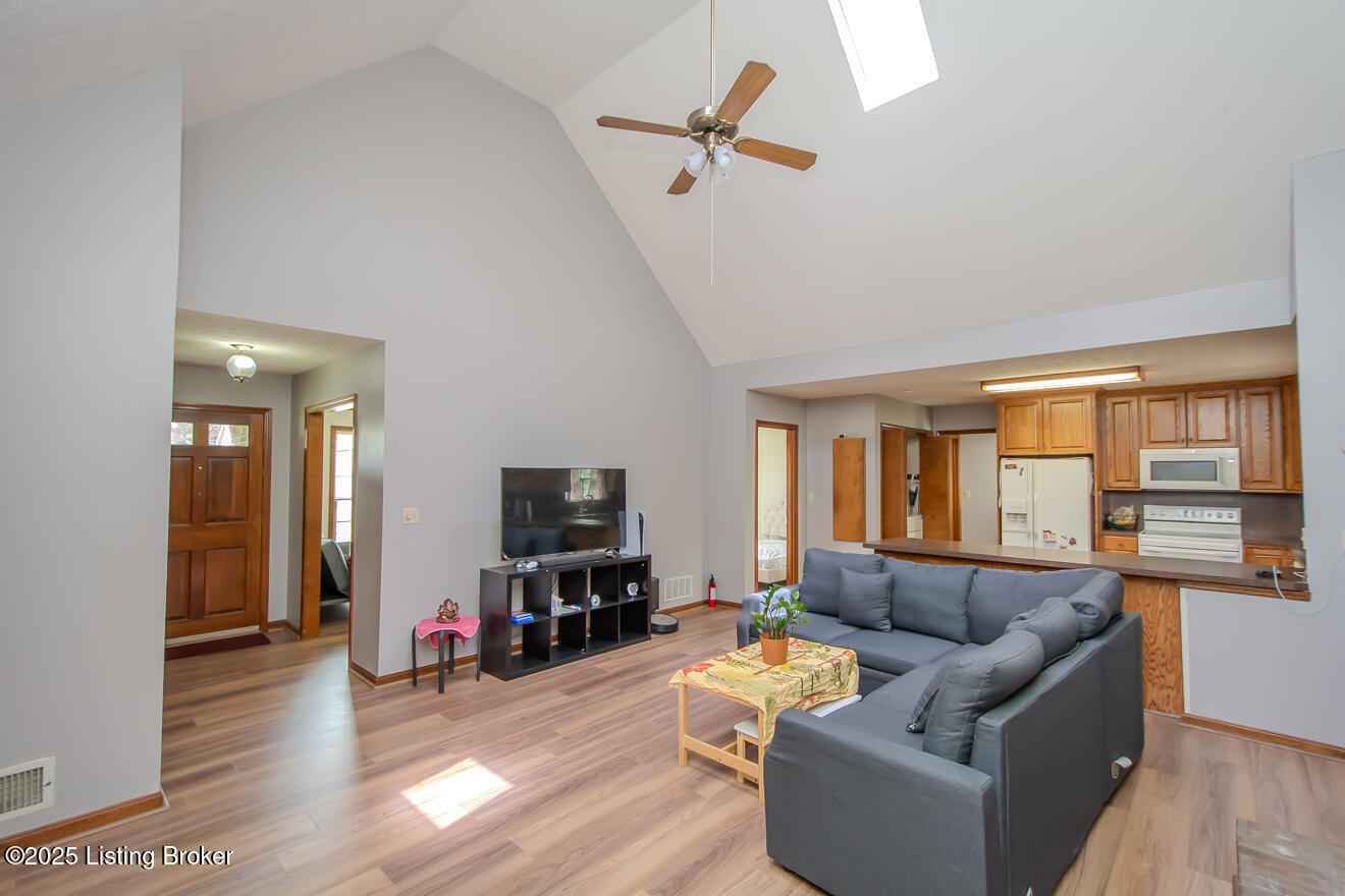 9010 Green Garden Ct