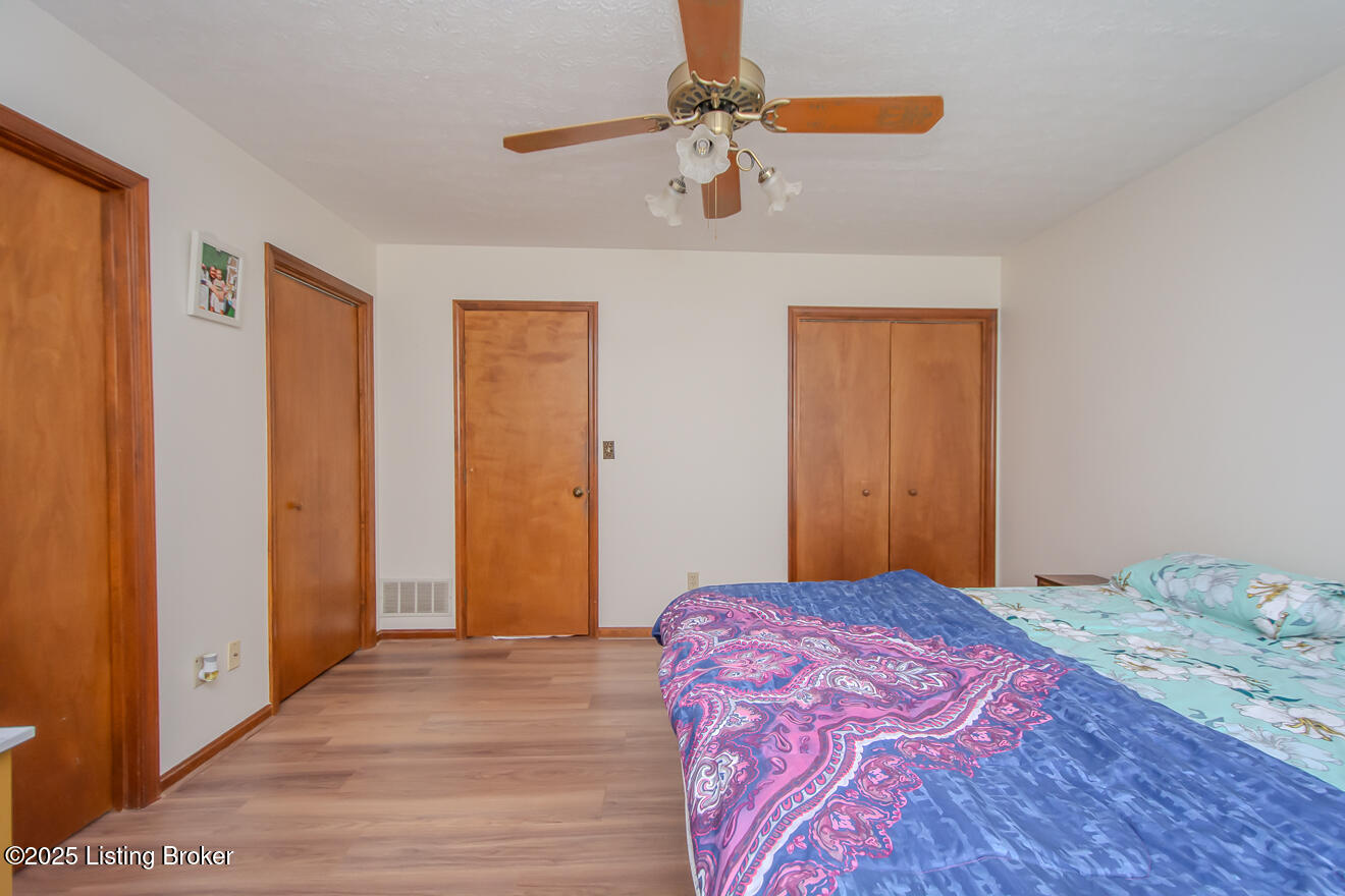 9010 Green Garden Ct