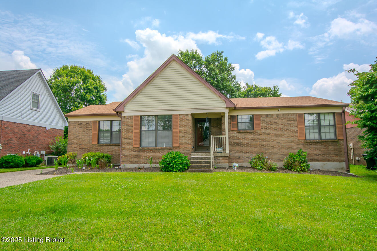 9010 Green Garden Ct