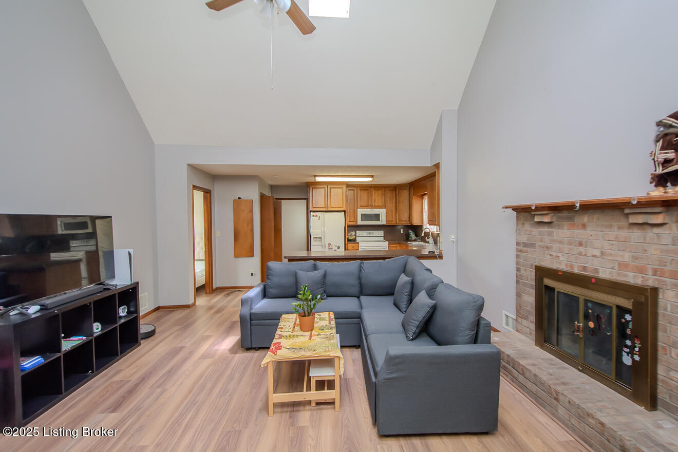 9010 Green Garden Ct