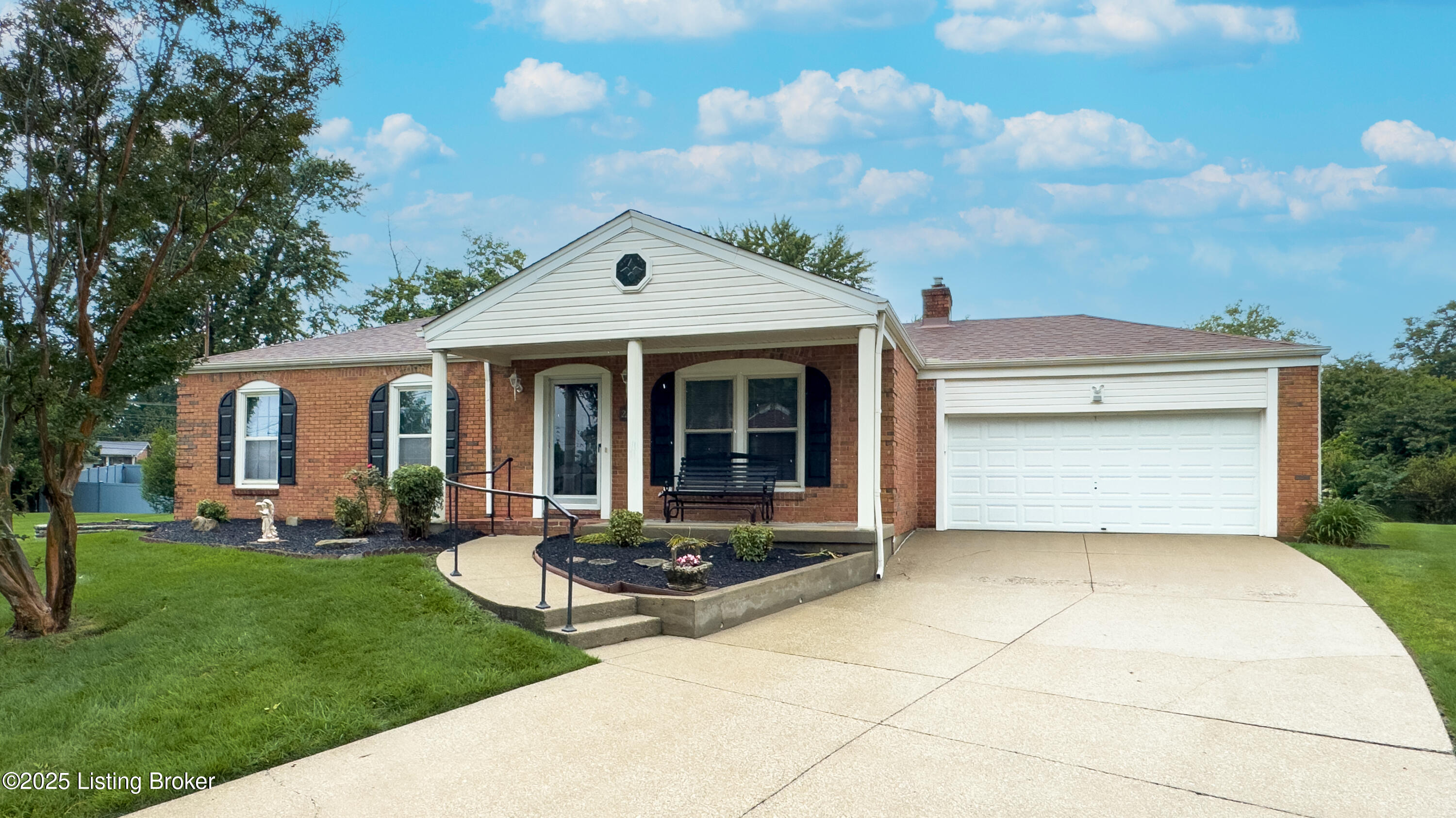 2204 Renown Dr