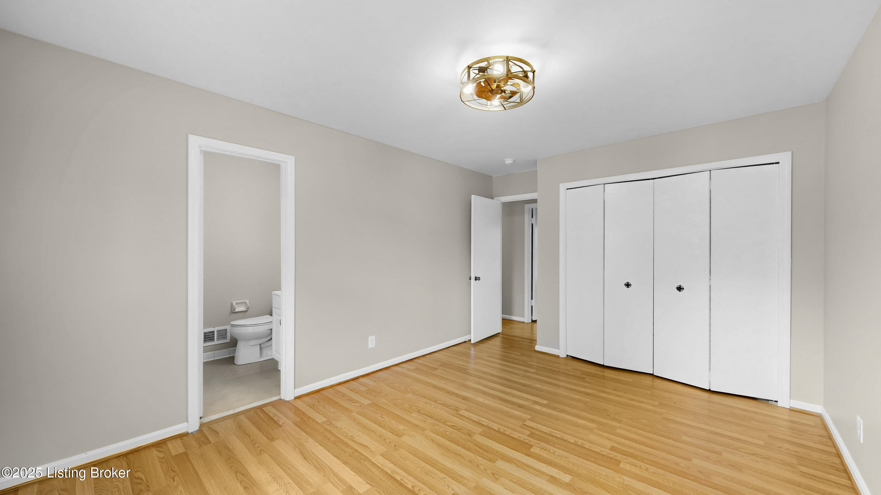 2204 Renown Dr