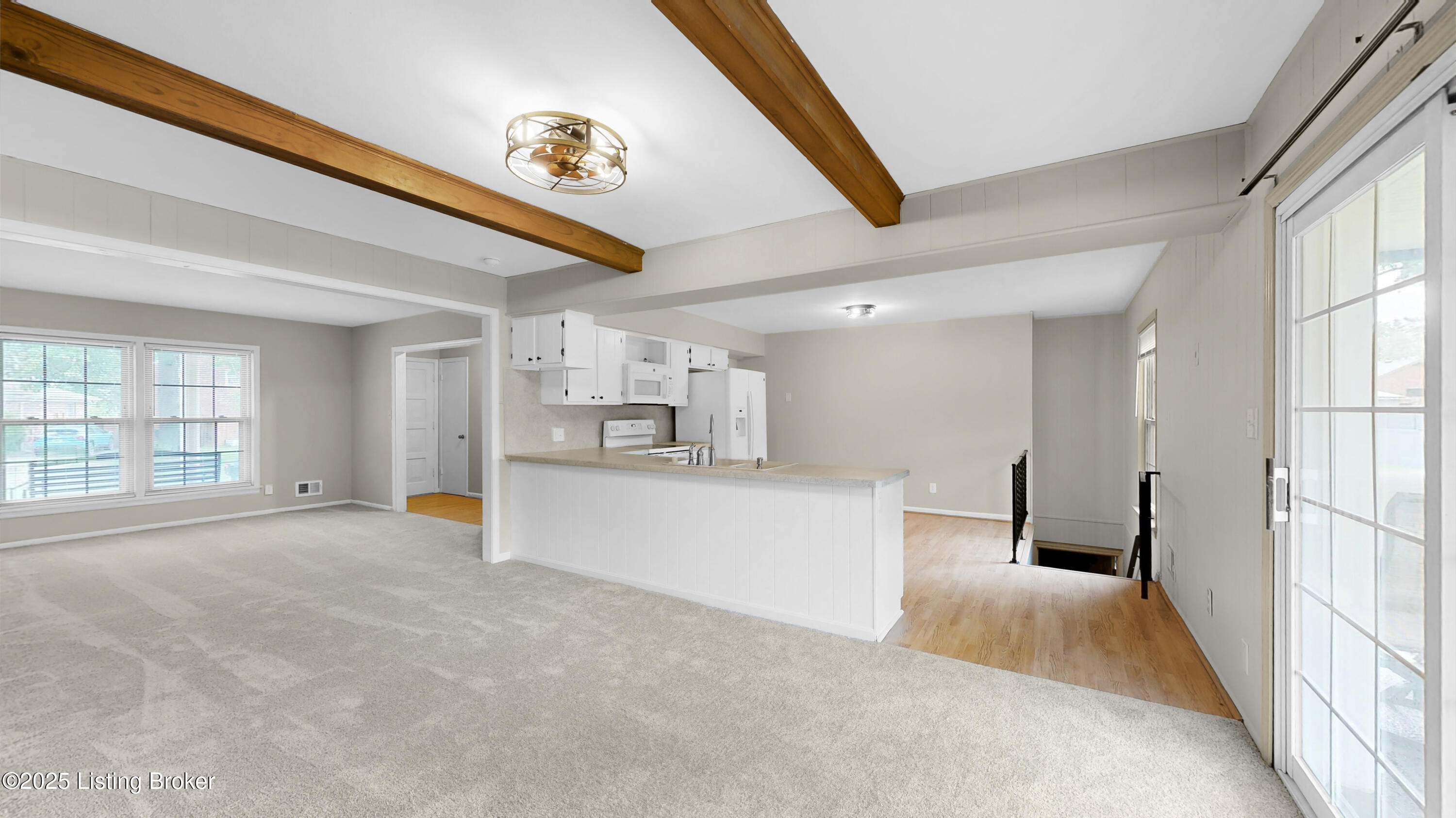 2204 Renown Dr