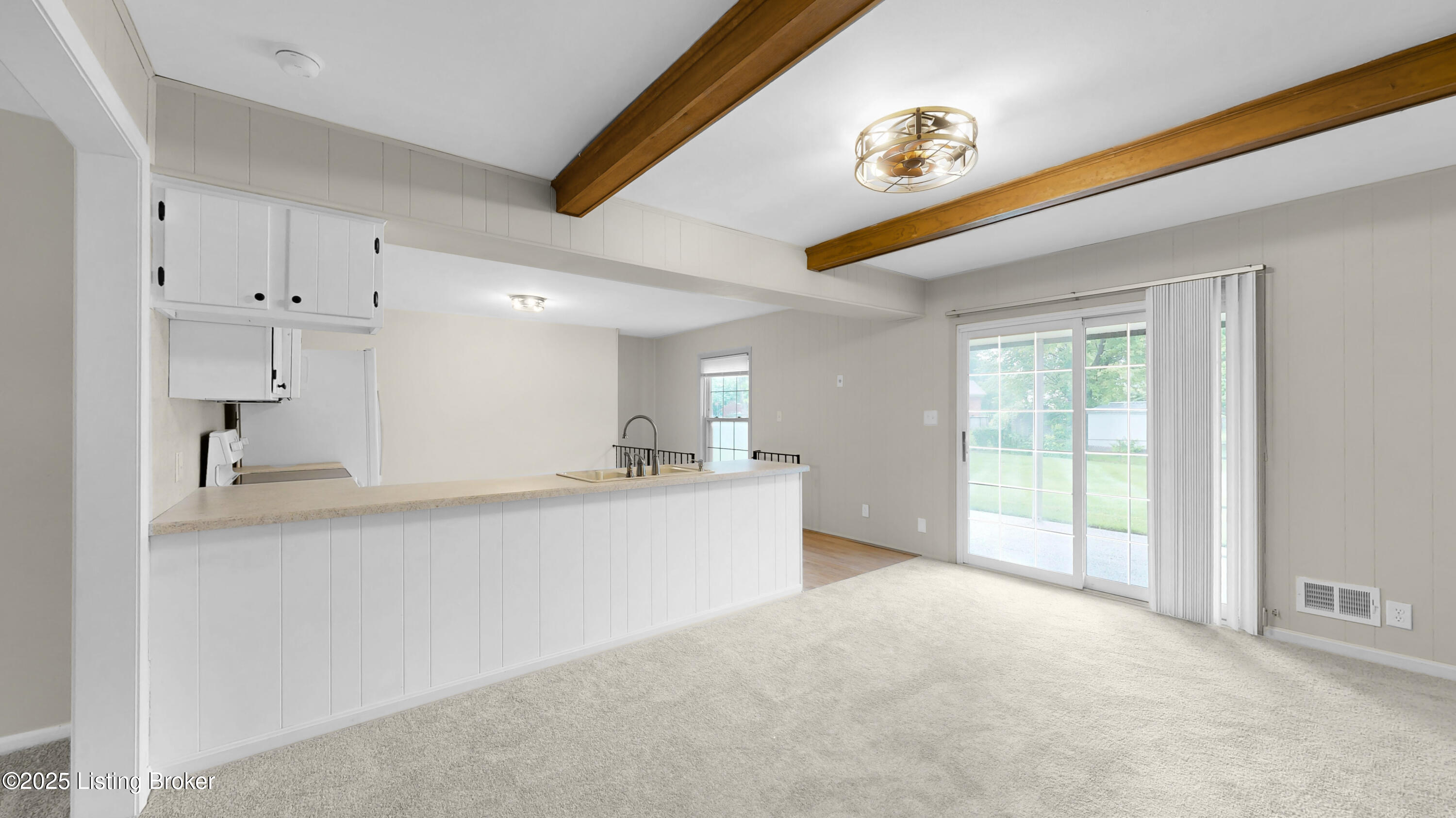 2204 Renown Dr