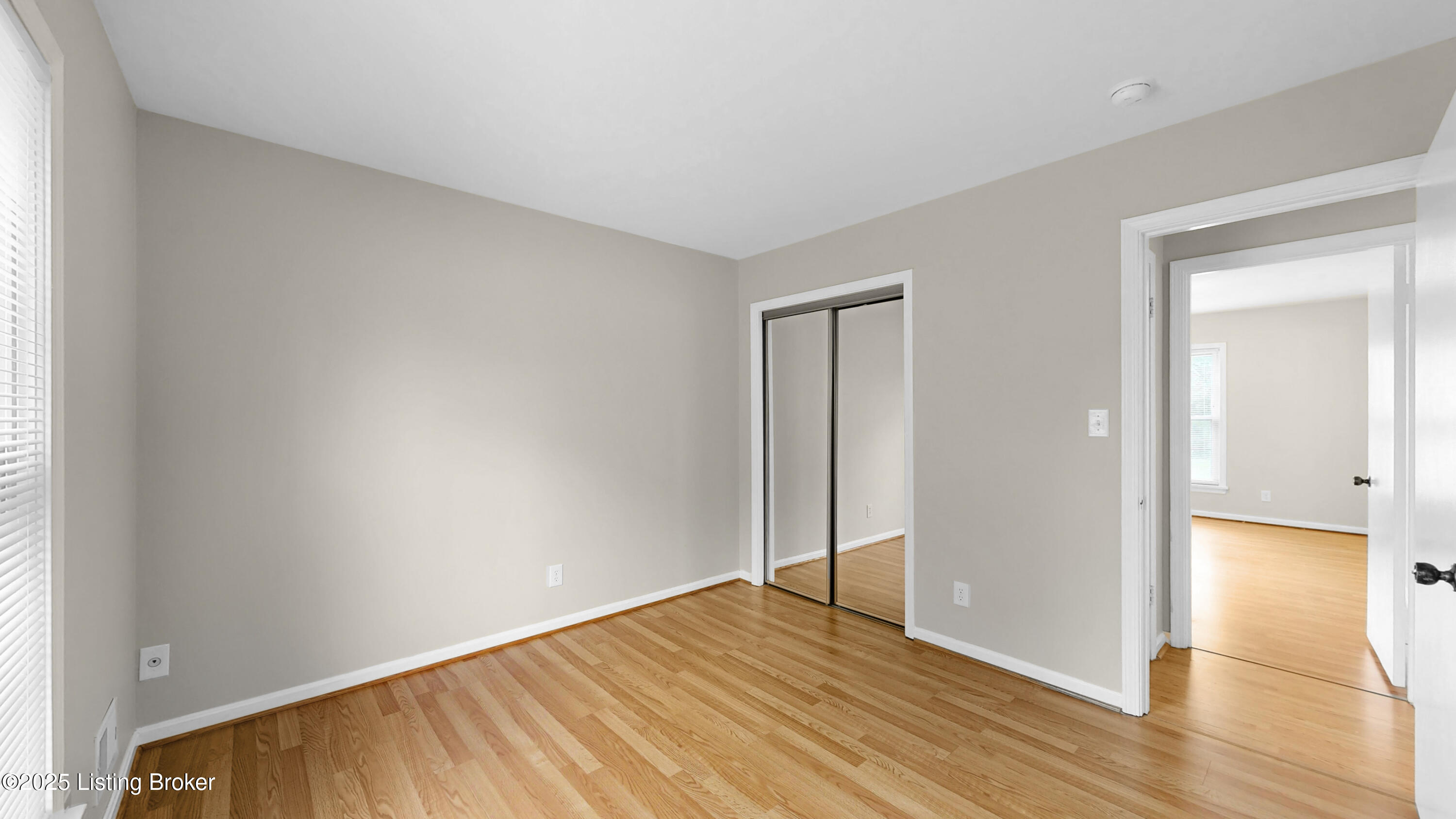 2204 Renown Dr