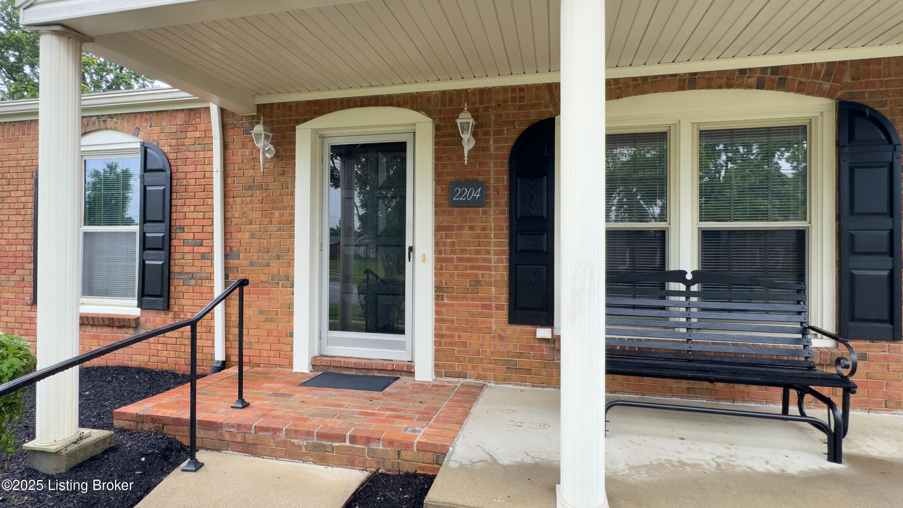 2204 Renown Dr