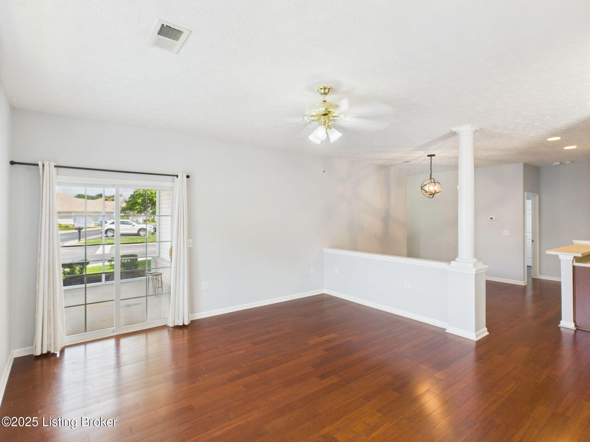 5202 Savannah Springs Dr
