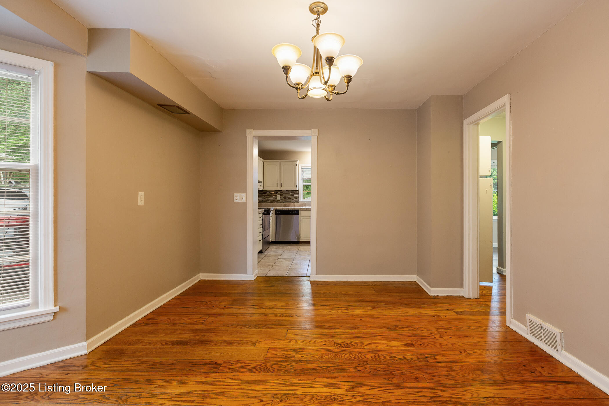 5329 Alpine Way
