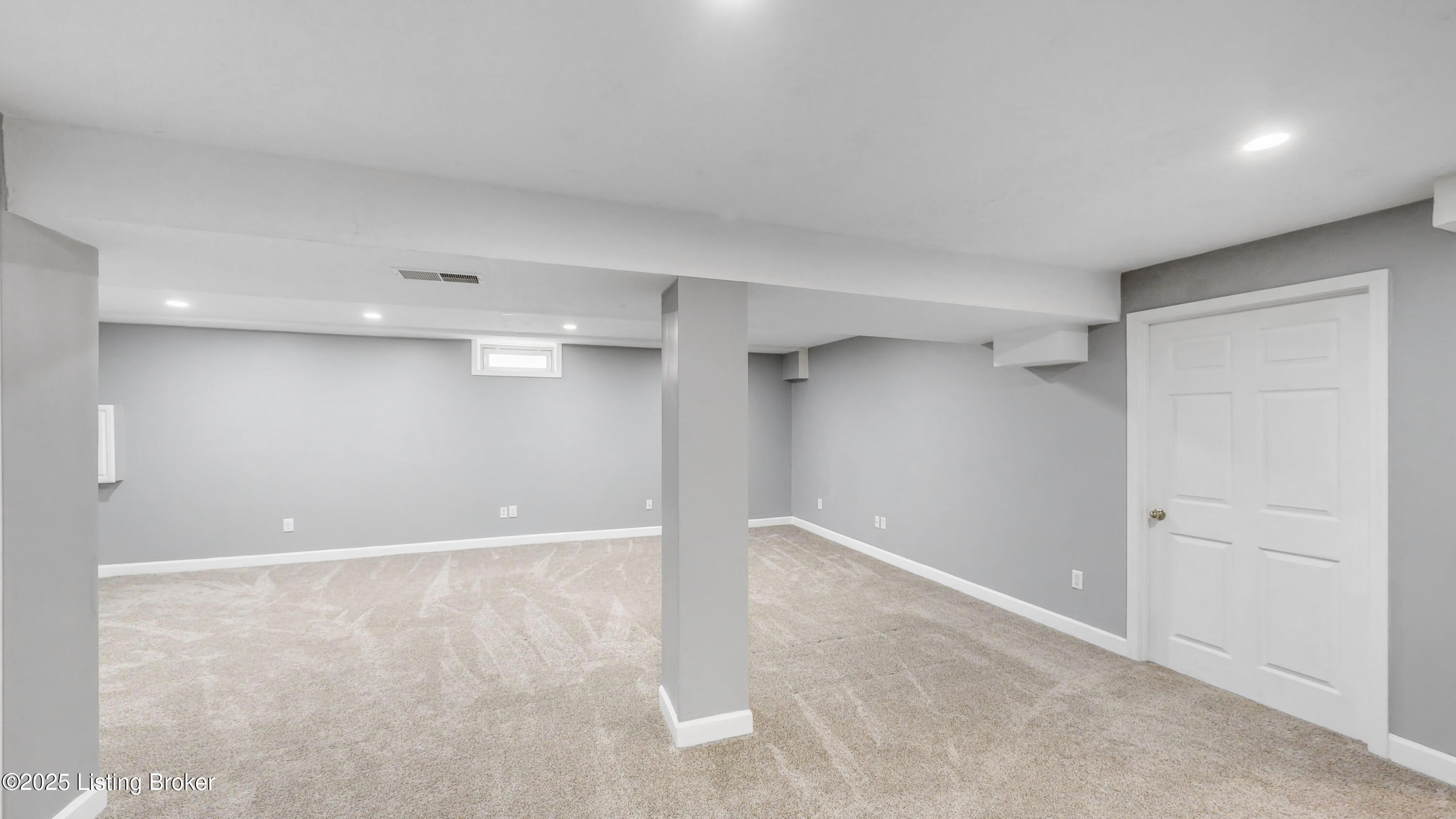 1004 Springside Way