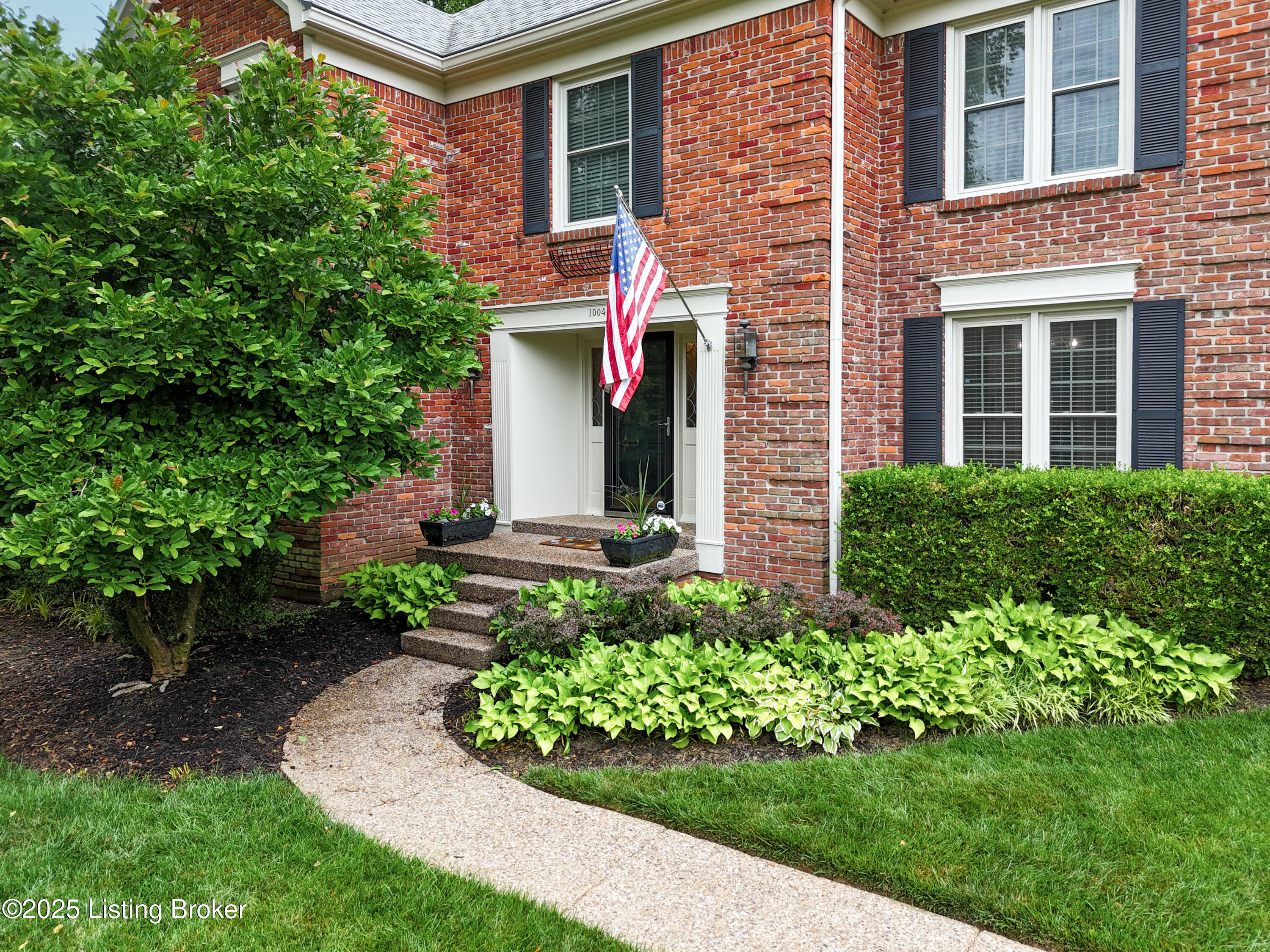 1004 Springside Way