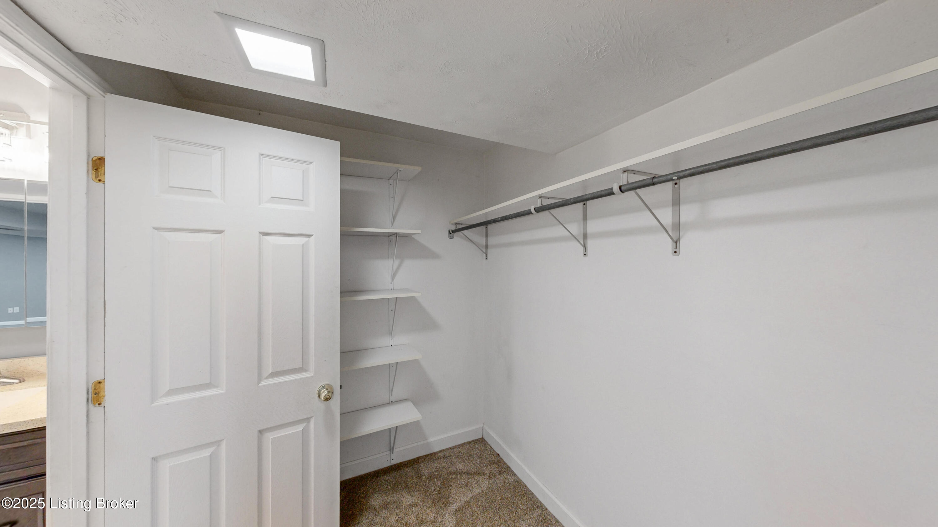 1004 Springside Way