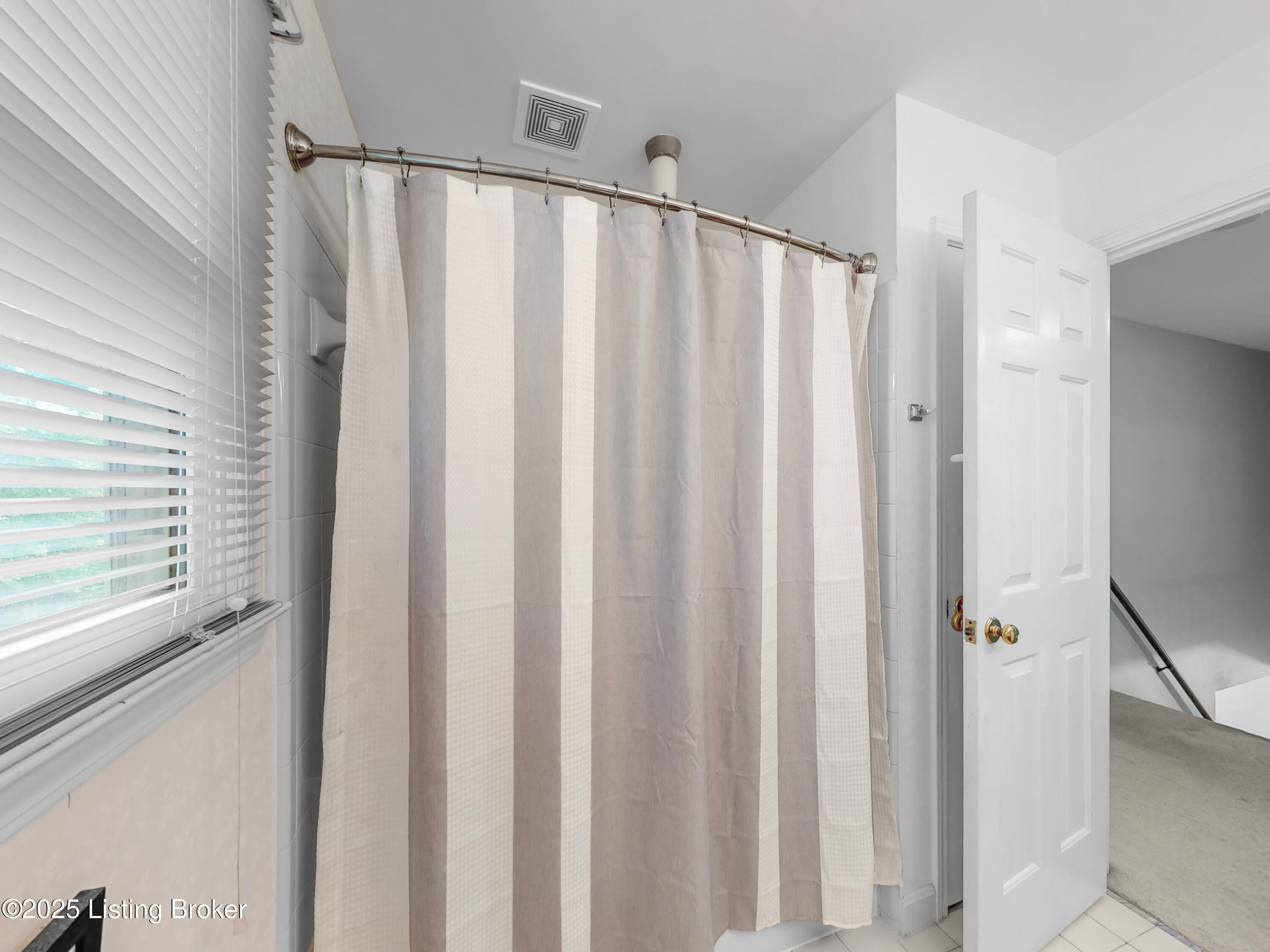 1004 Springside Way