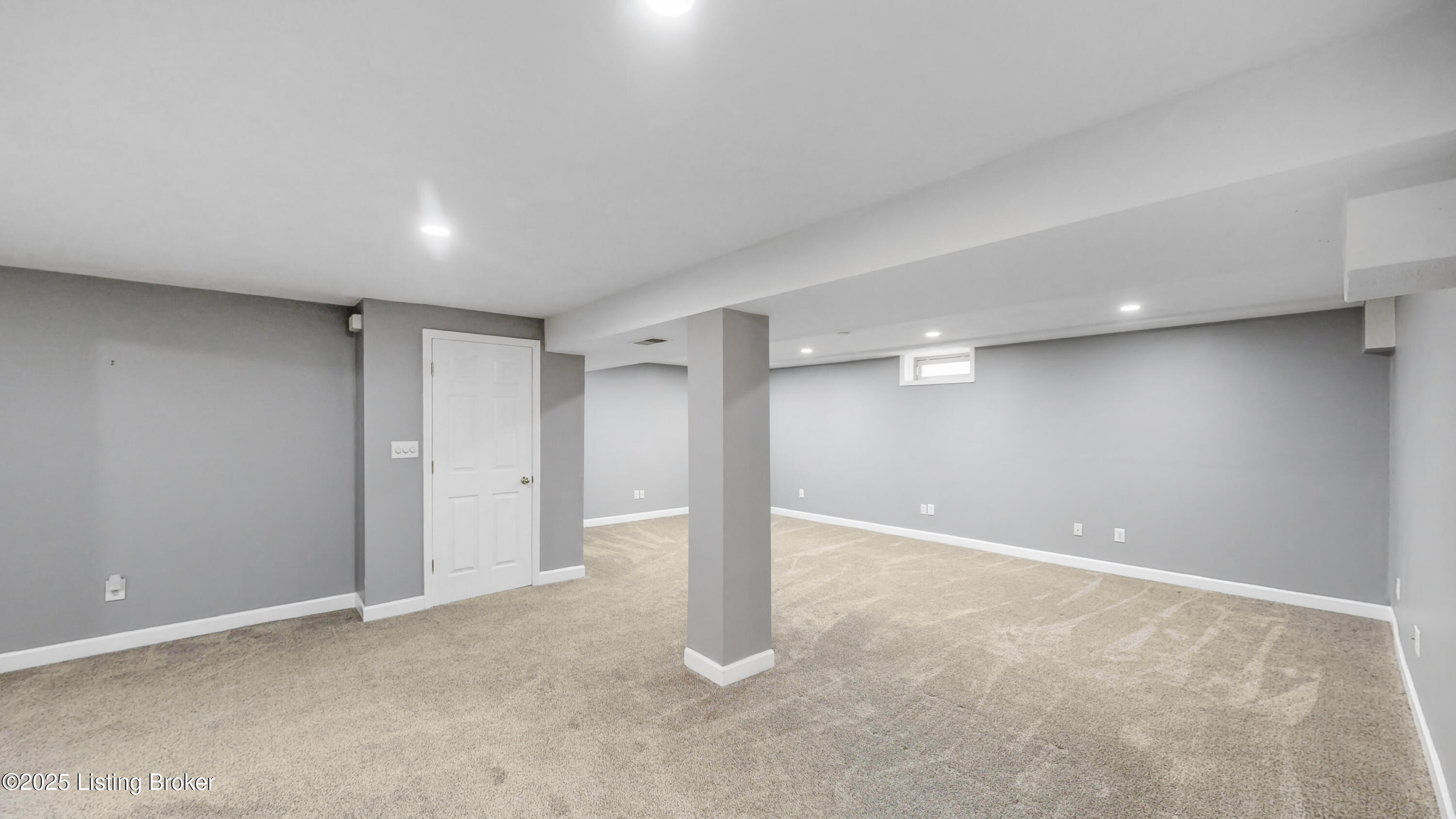 1004 Springside Way