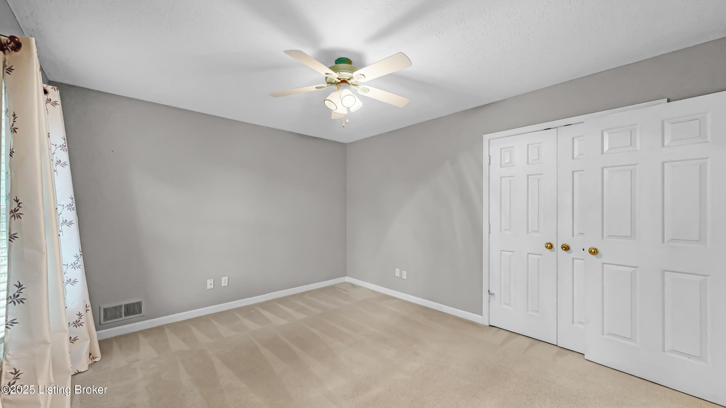 1004 Springside Way