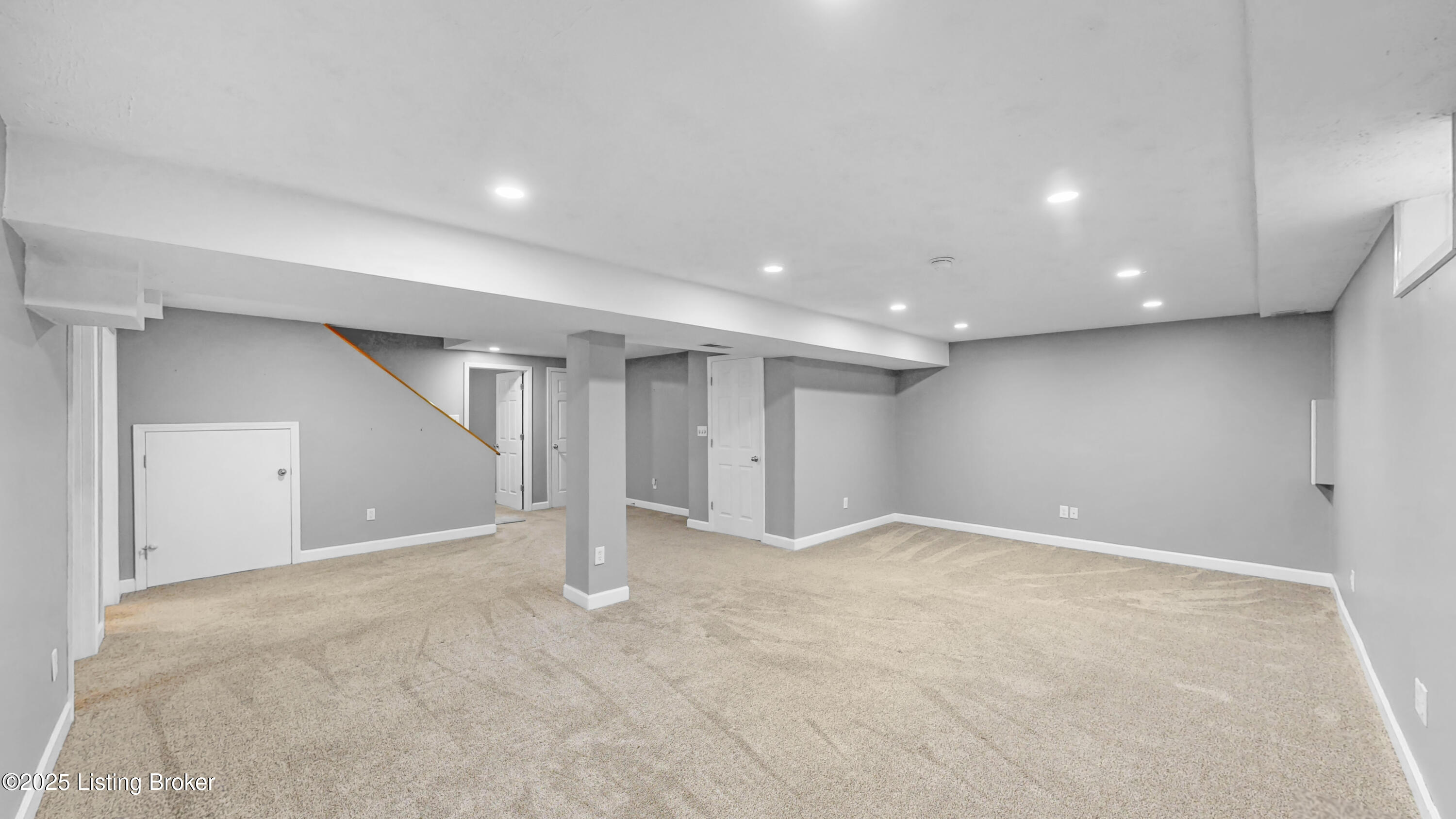 1004 Springside Way