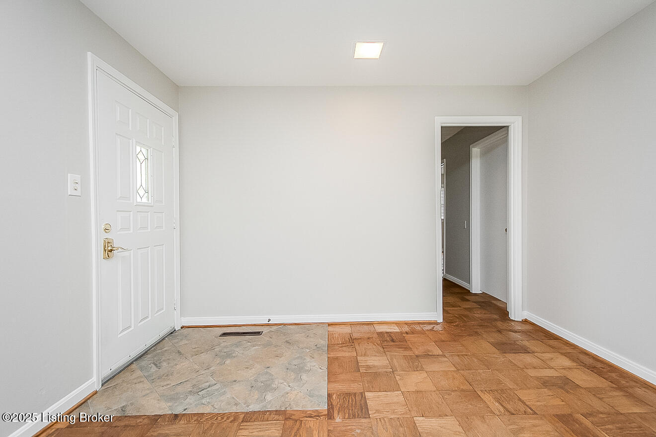 3111 Radiance Rd