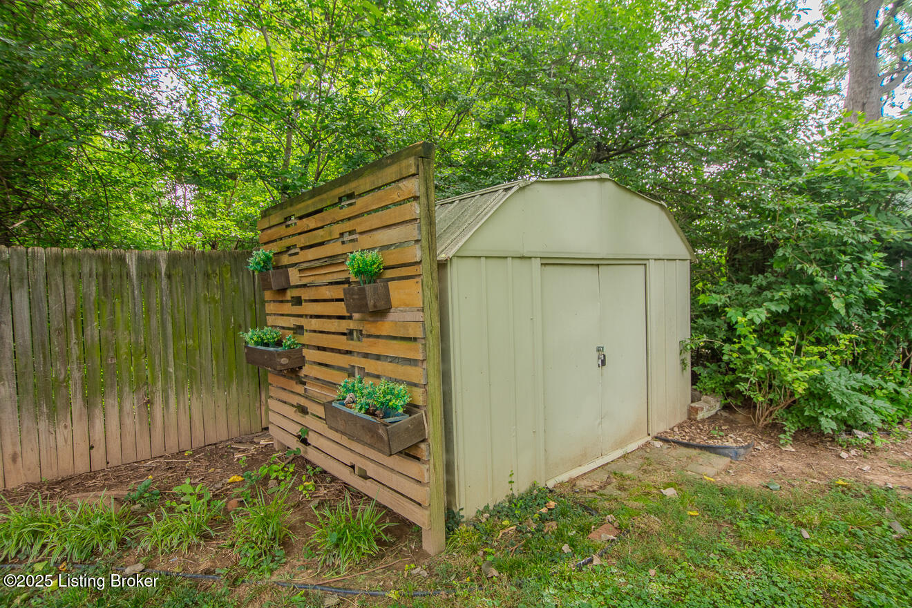 3111 Radiance Rd