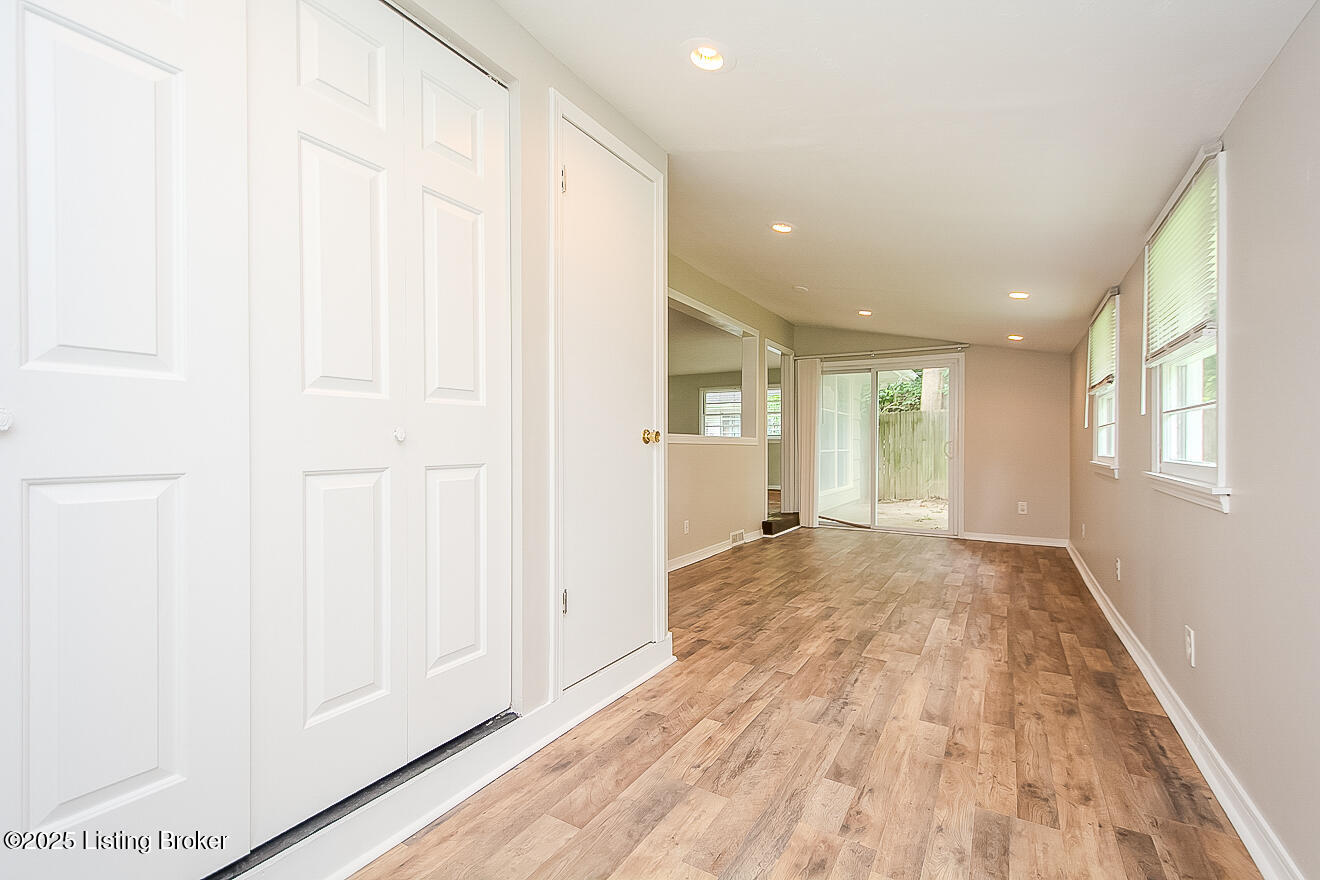 3111 Radiance Rd