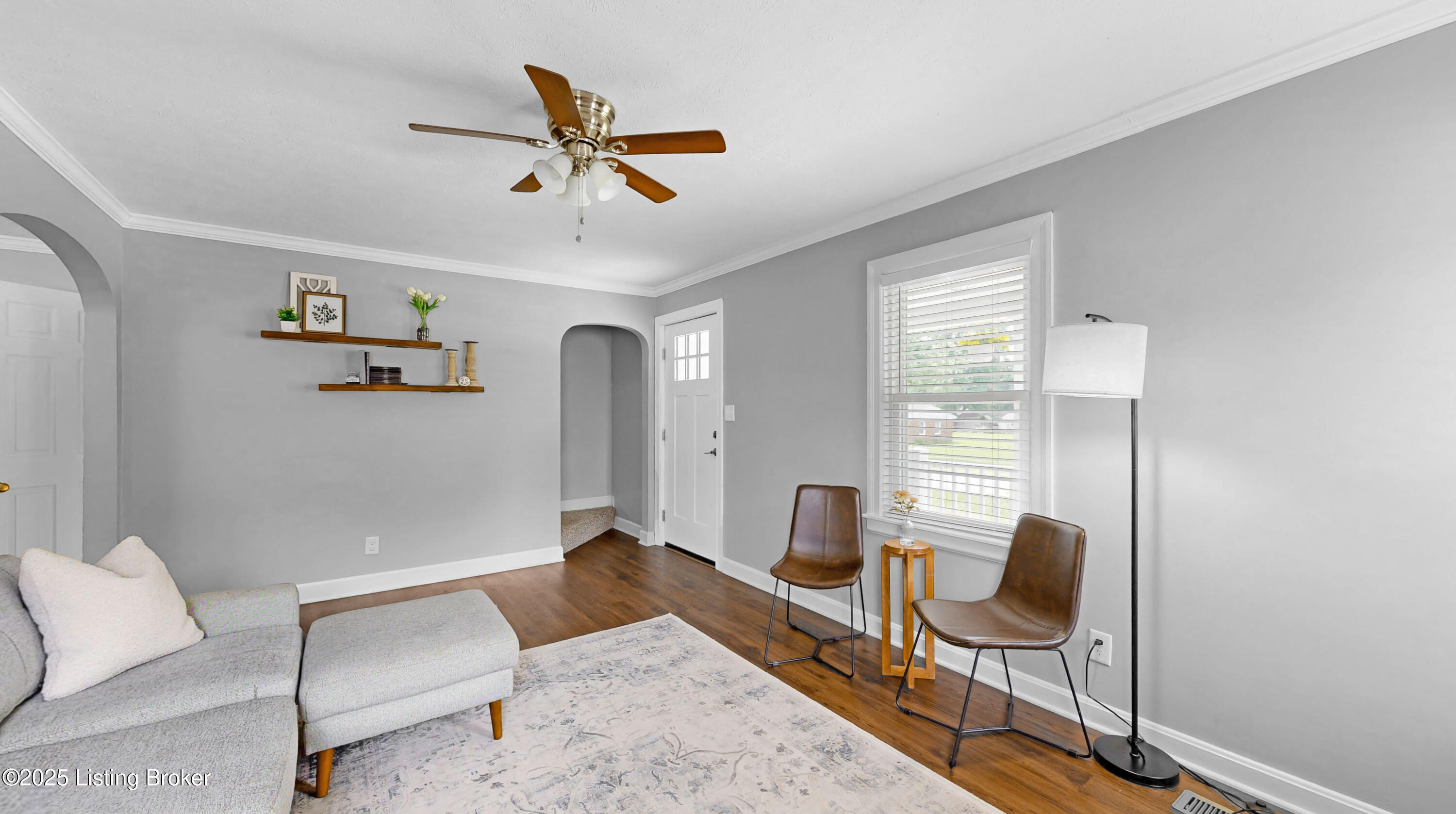 415 Washburn Ave
