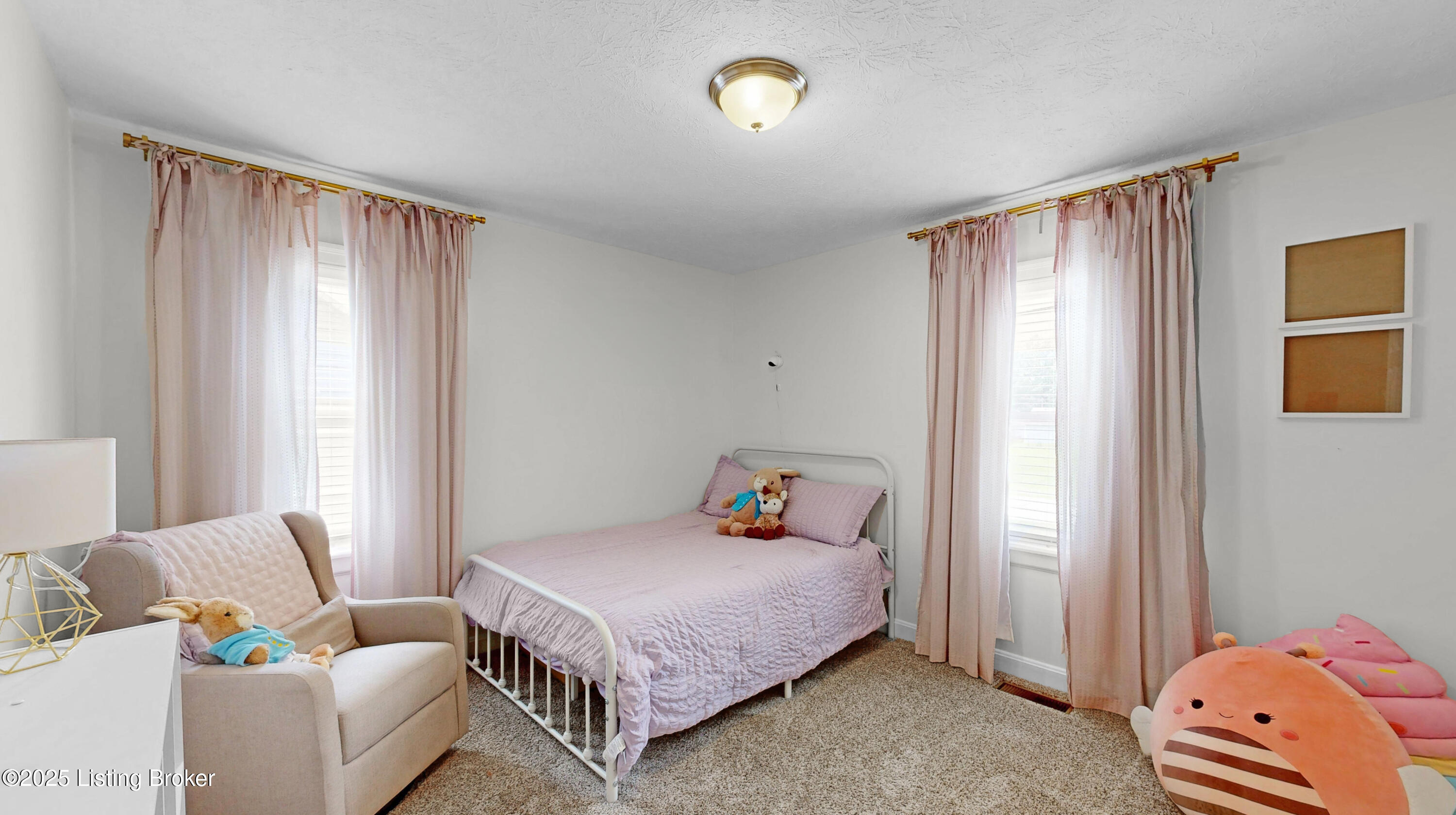 415 Washburn Ave