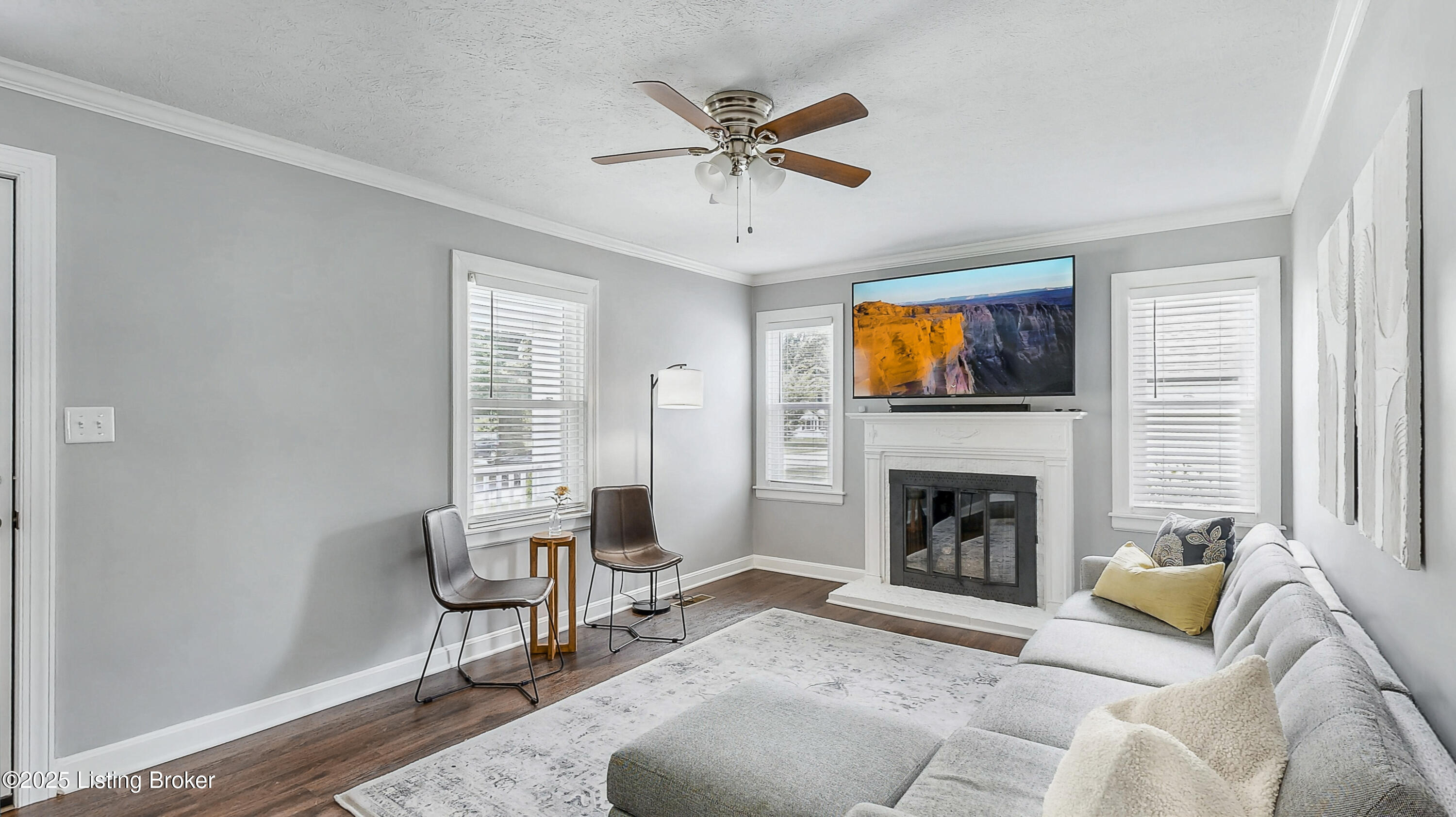 415 Washburn Ave