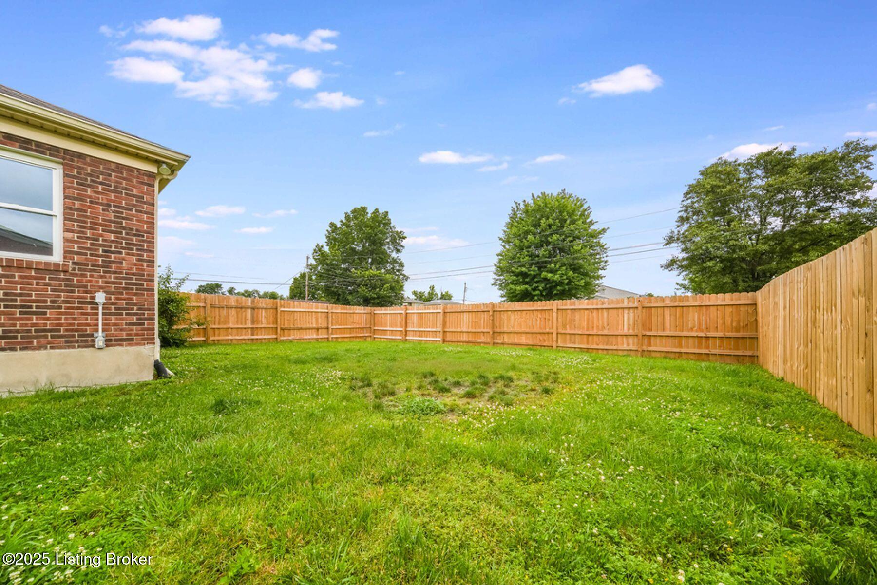 11311 Angelina Rd