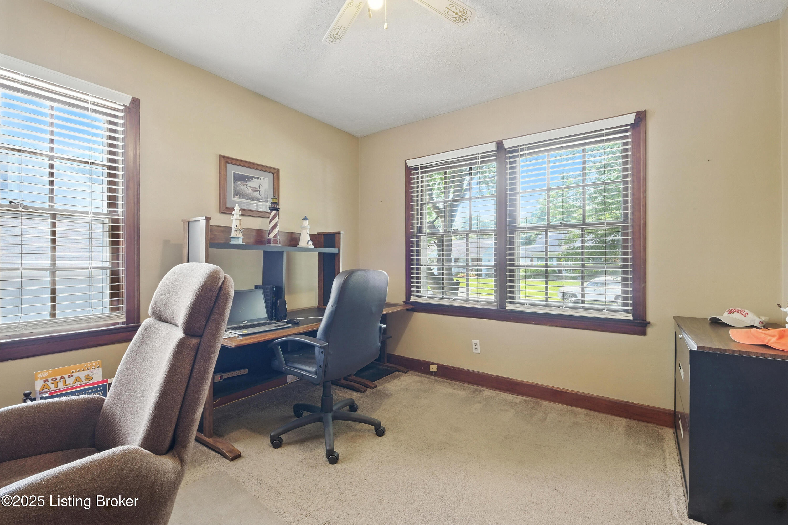 411 Christopher Pl