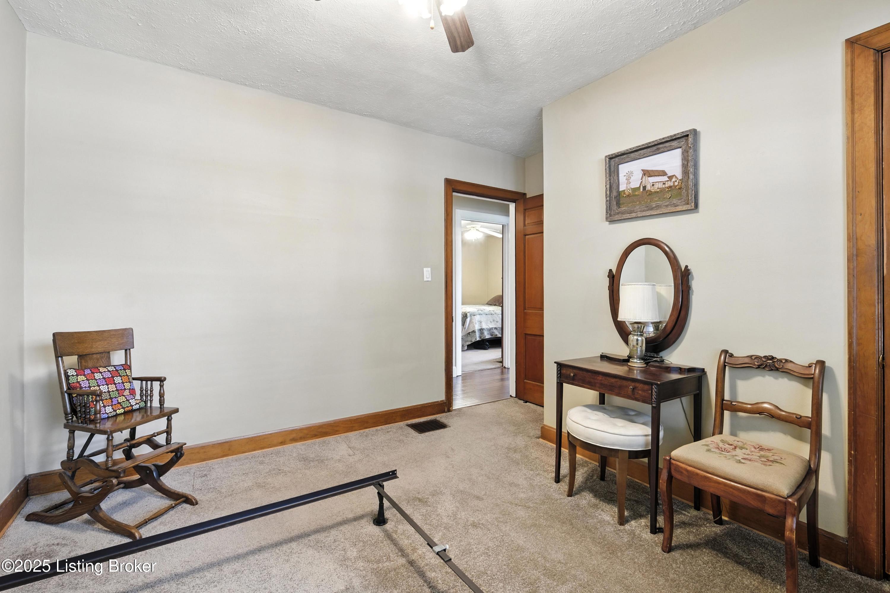 411 Christopher Pl