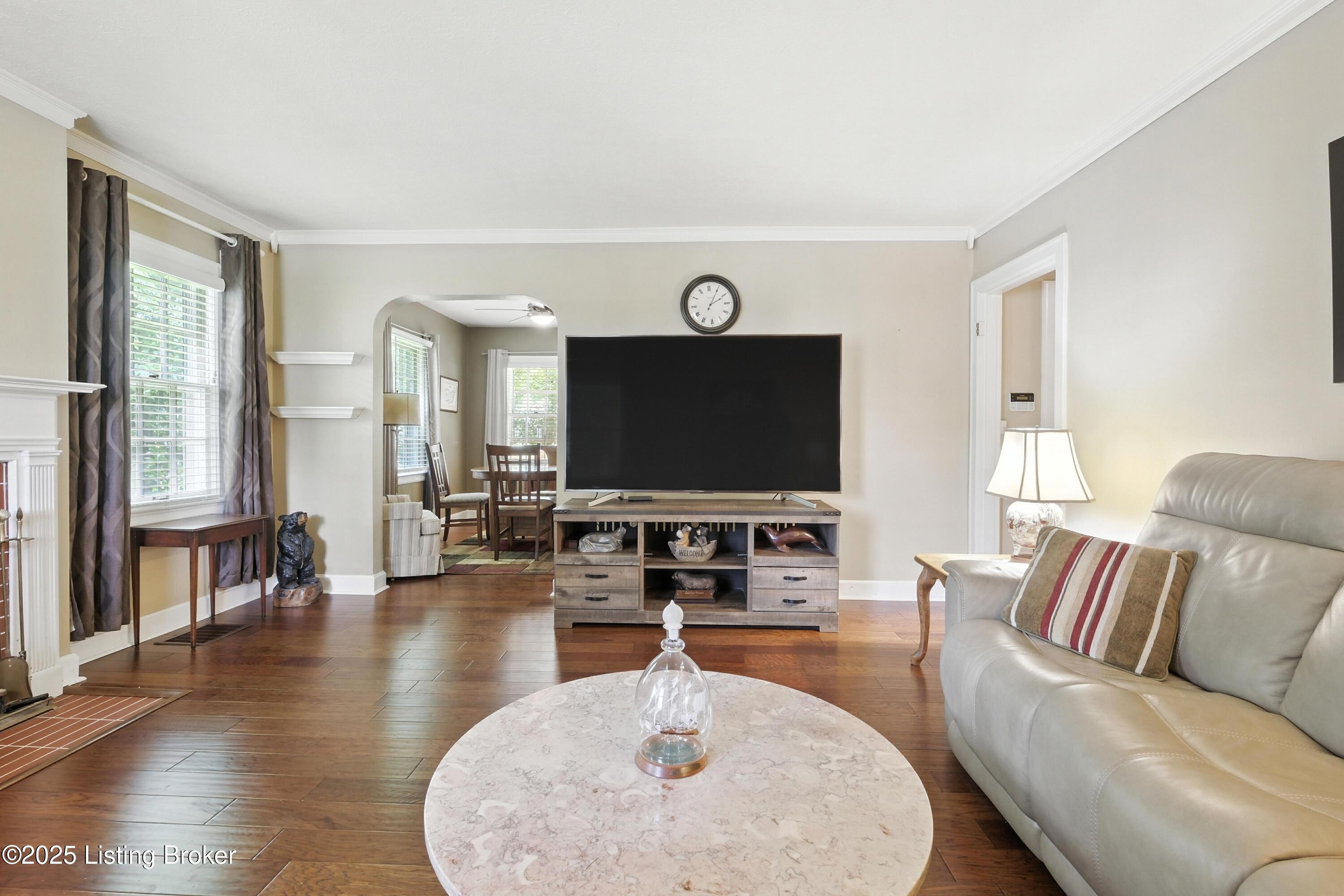 411 Christopher Pl