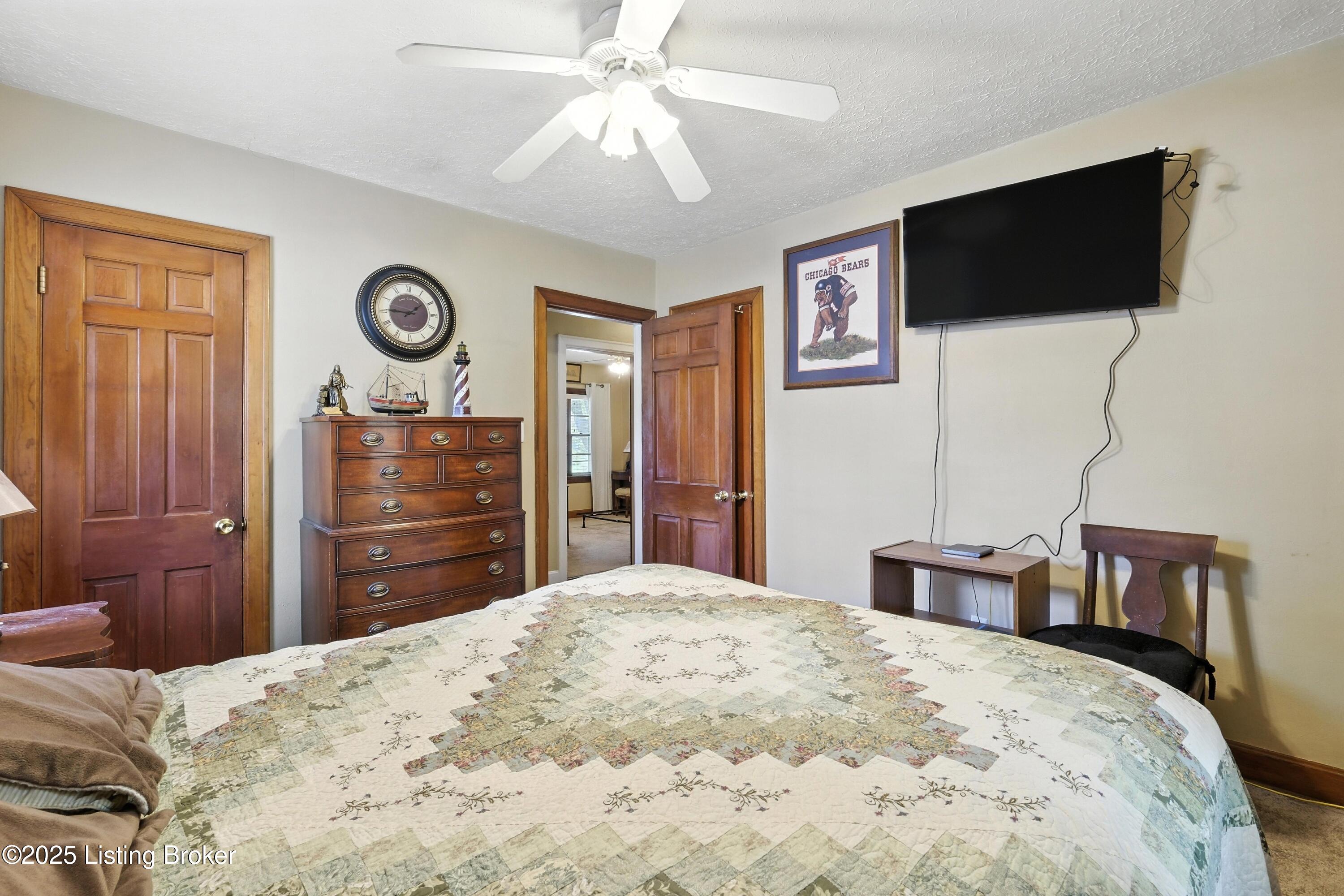 411 Christopher Pl