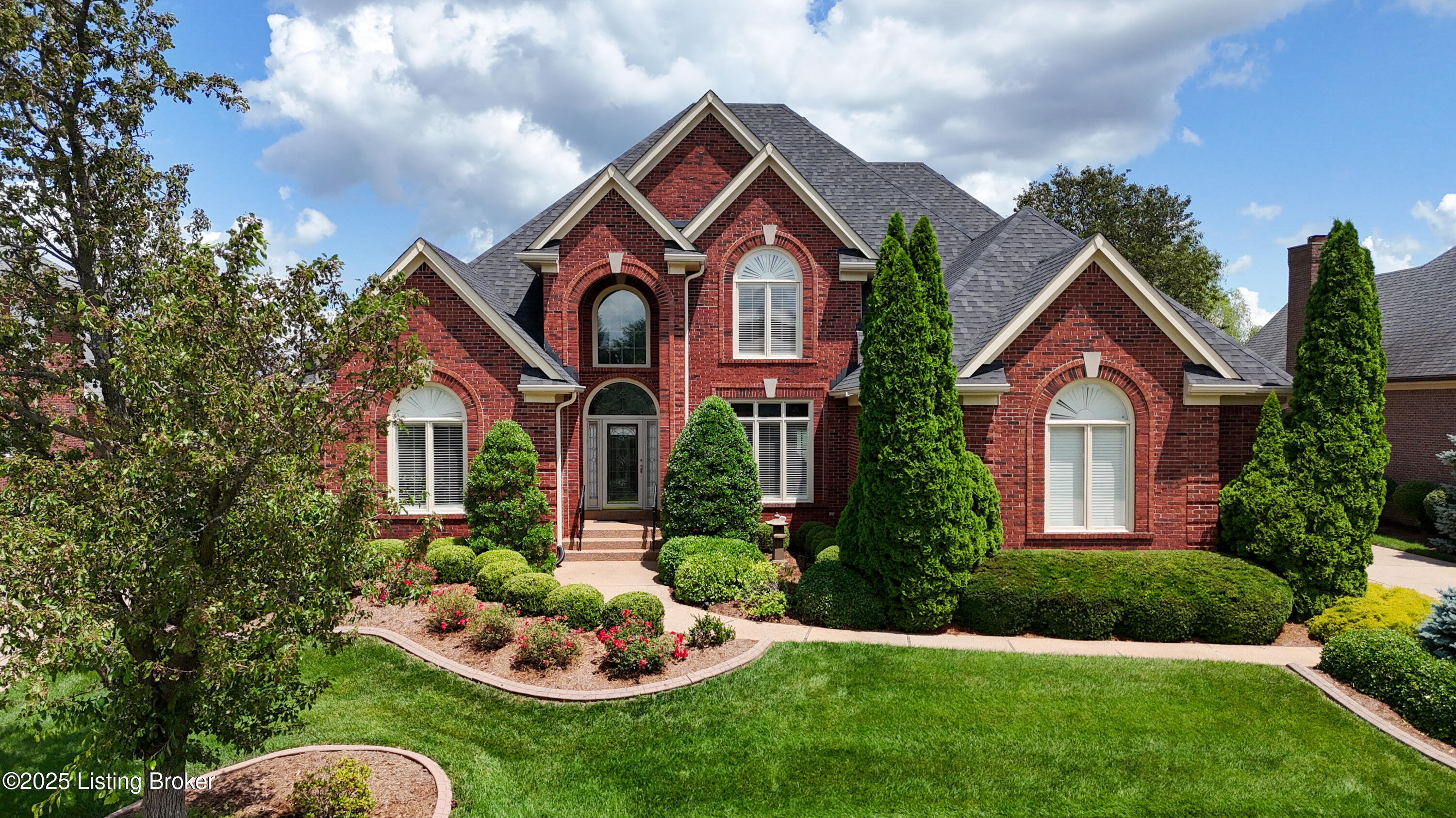 2221 Highland Springs Pl