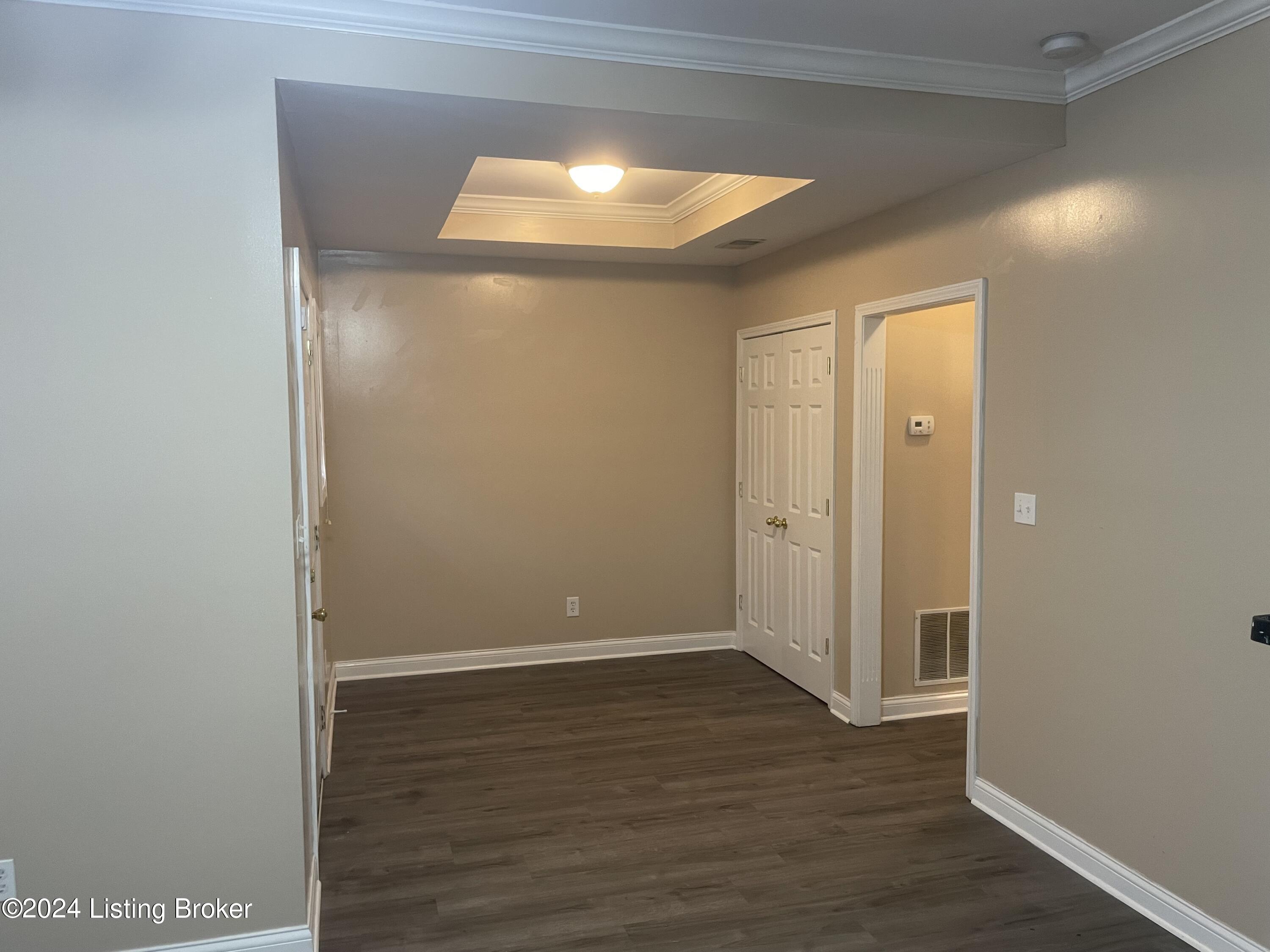 126 Crossing Ct 1