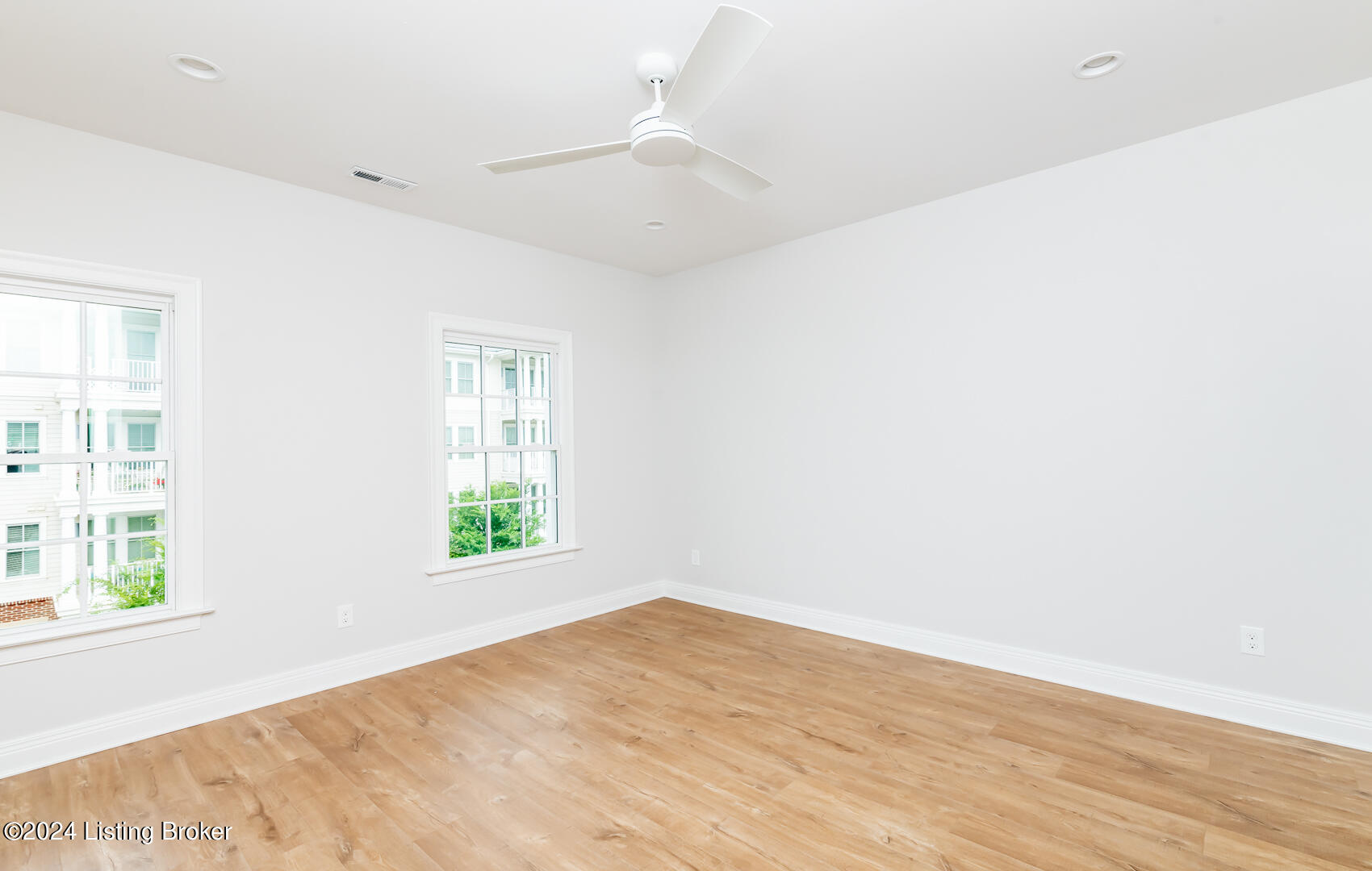 11216 River Beauty Loop