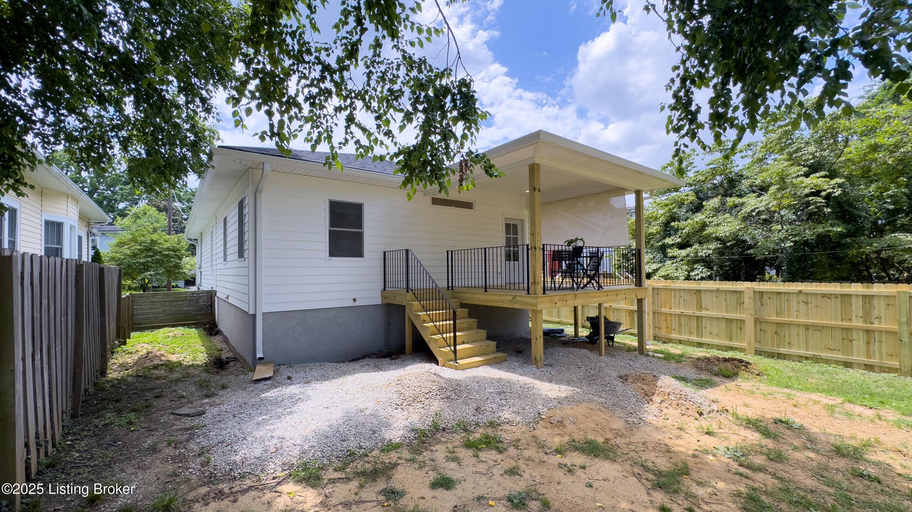 2117 Wrocklage Ave