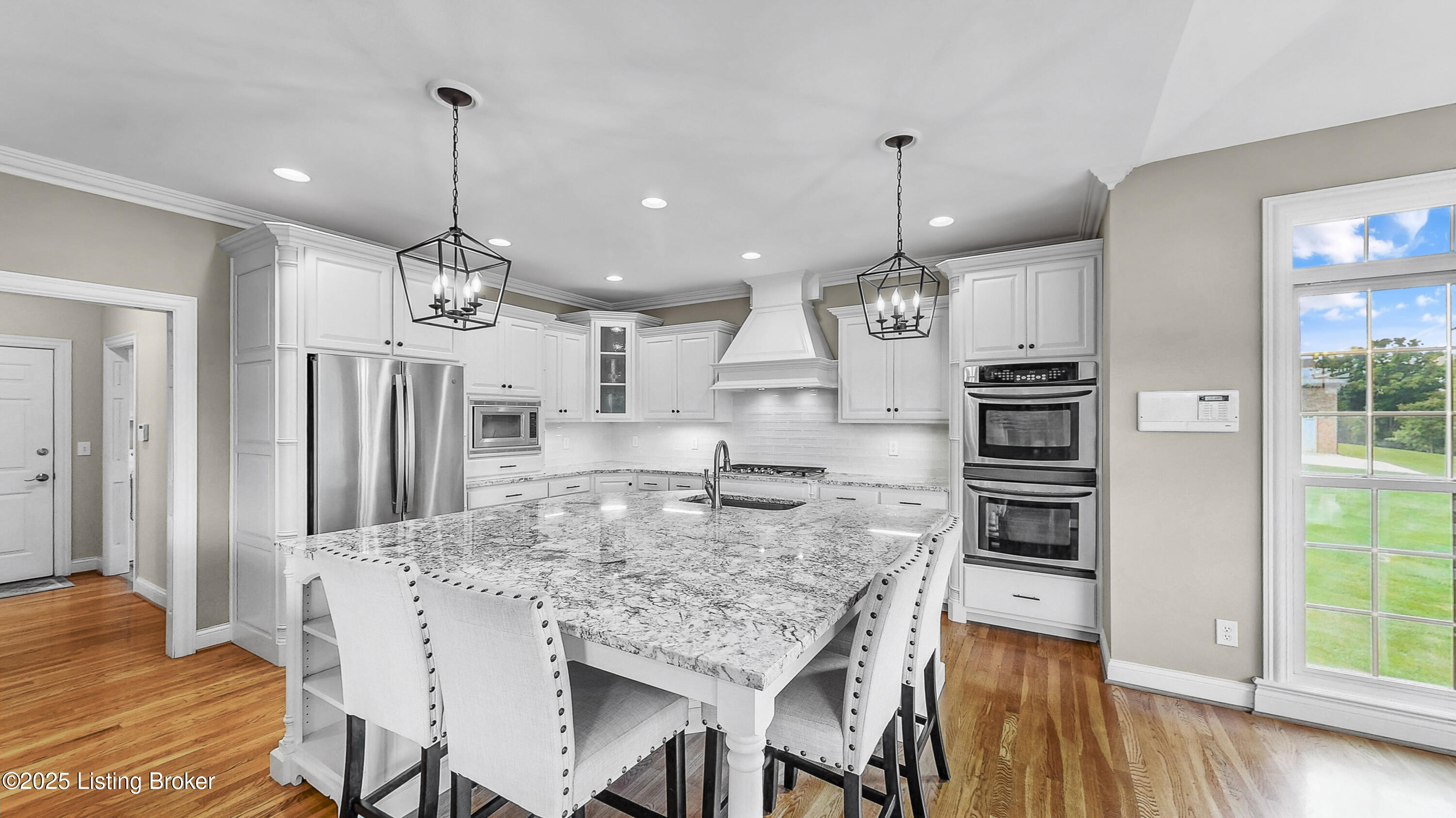 3221 Overlook Ridge Rd