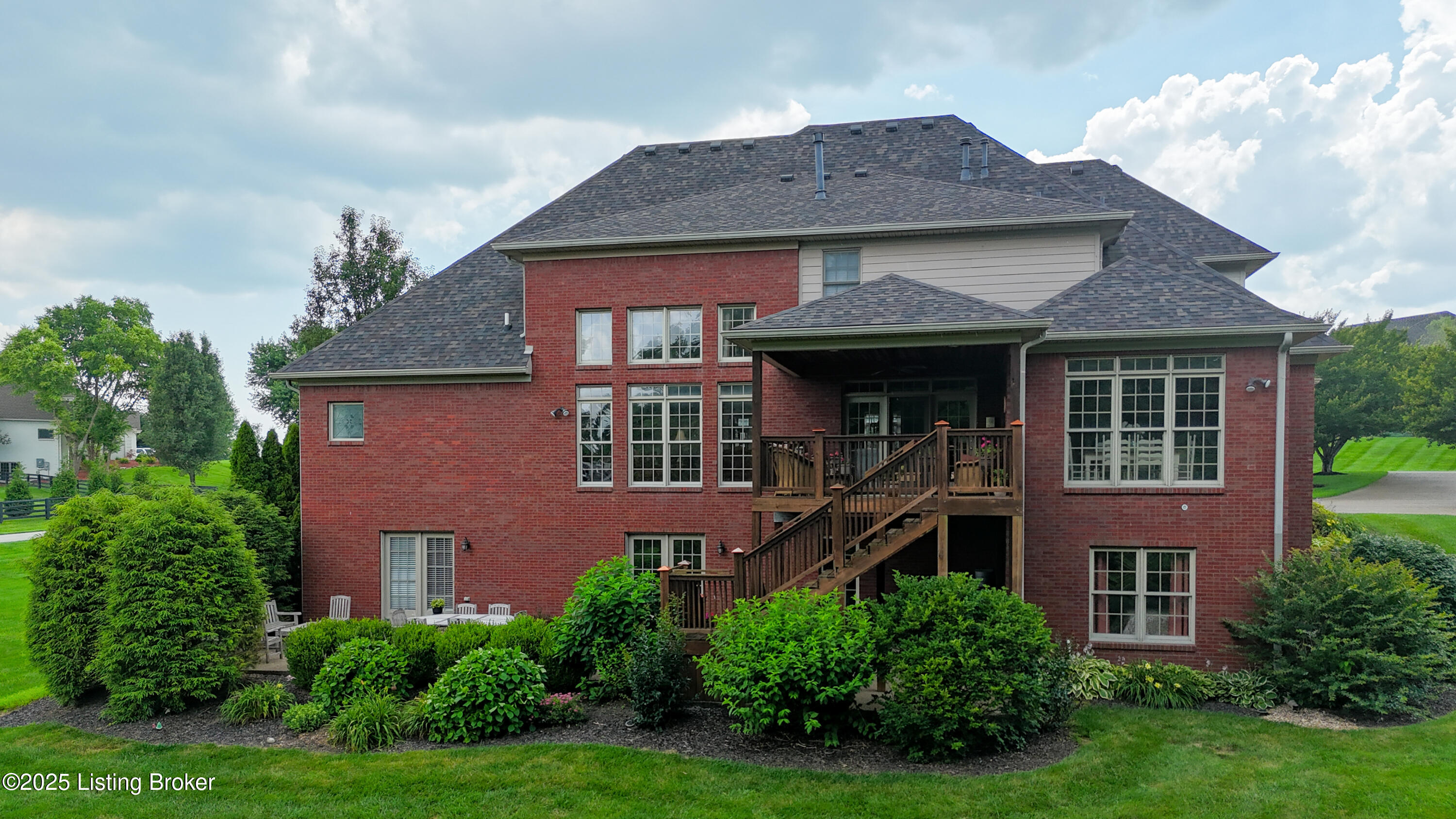 3221 Overlook Ridge Rd