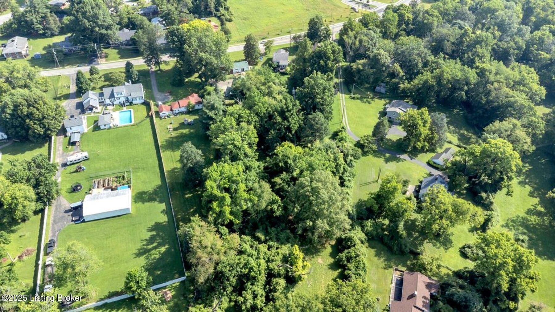8118 Watterson Trail