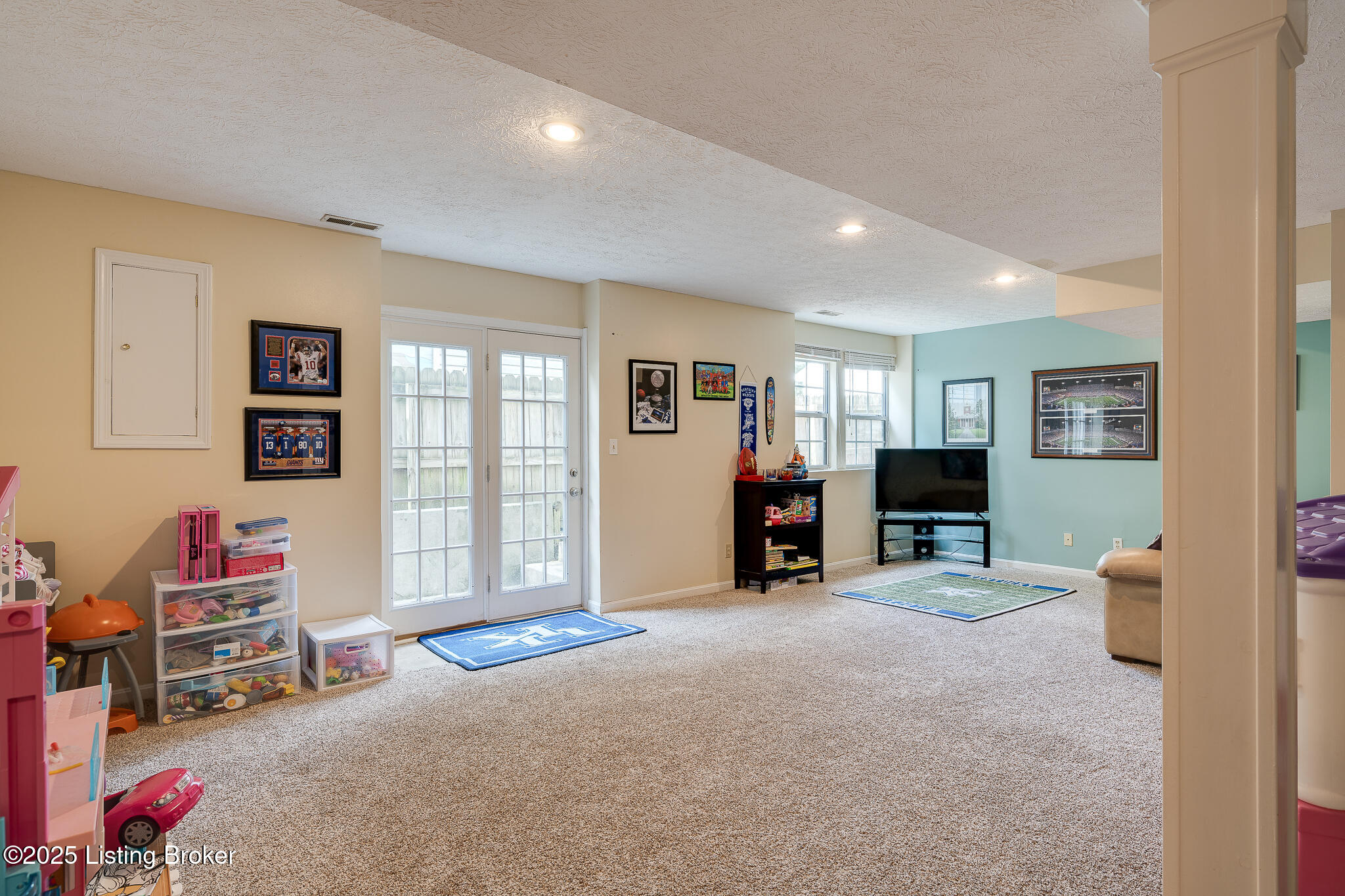 1403 Cadence Ct