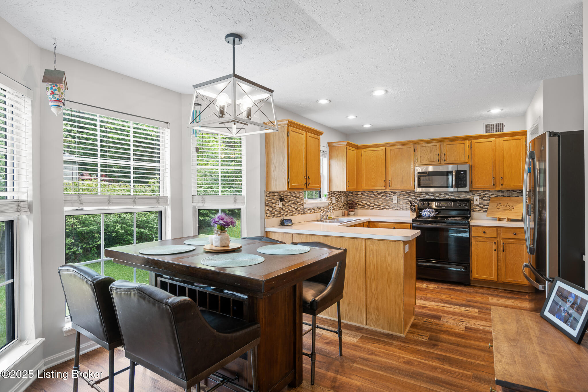 1403 Cadence Ct