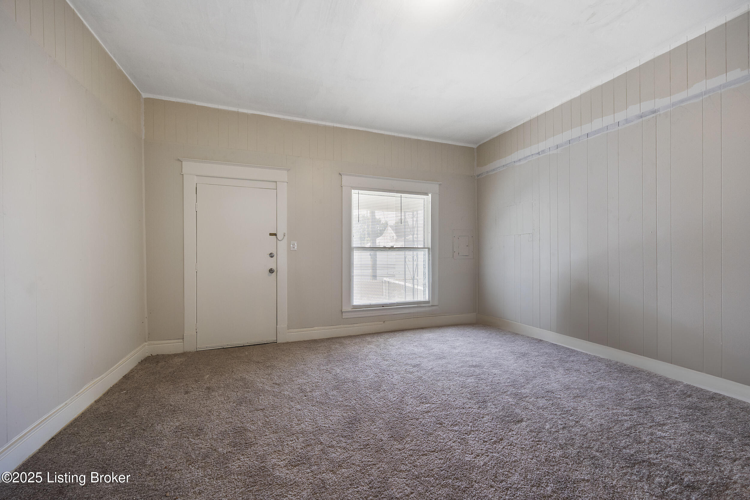207 Ottawa Ave