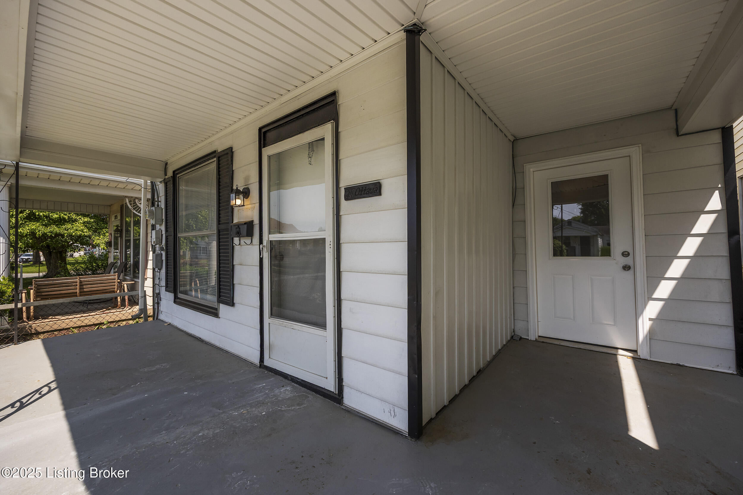 207 Ottawa Ave